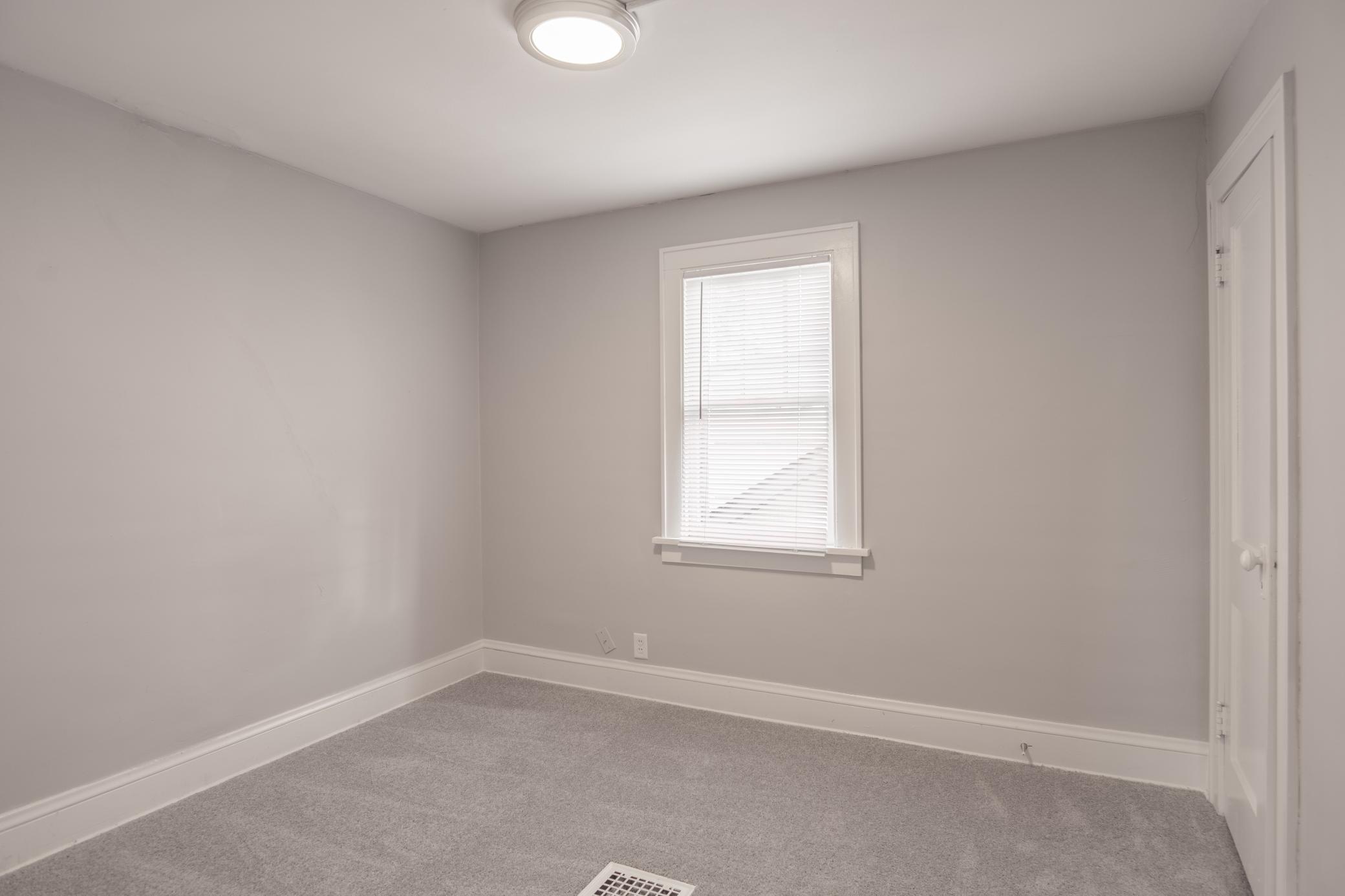 View of Residential at 4020 Emerson Avenue N, Minneapolis MN 55412, Minneapolis (16 of 23) - Mike Wilen | Minnesota Team Real Estate