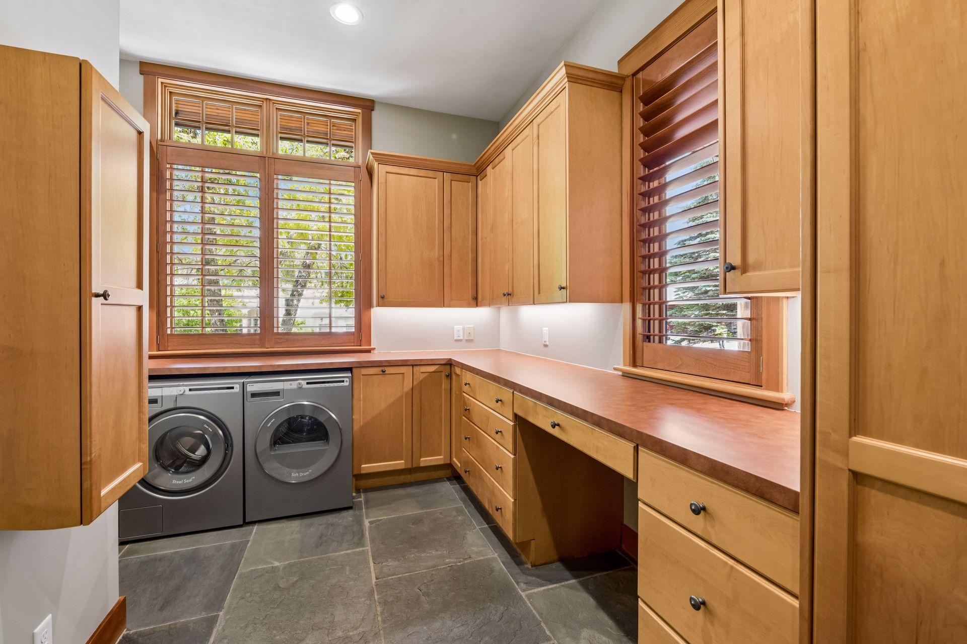 View of Residential at 2439 Emerald Trail, Minnetonka MN 55305, Minnetonka (18 of 50) - Mike Wilen | Minnesota Team Real Estate