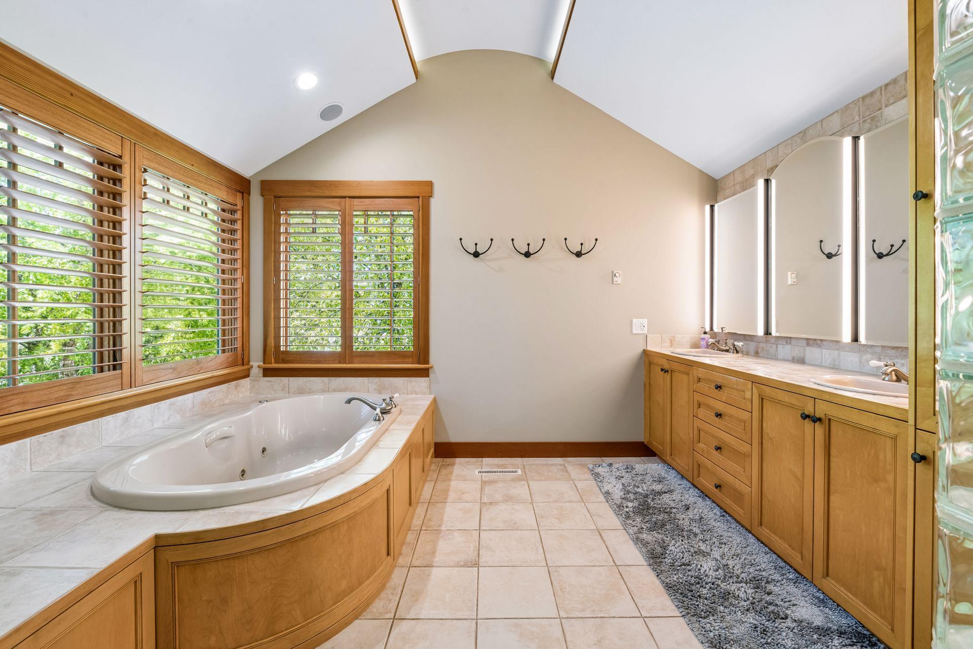 View of Residential at 2439 Emerald Trail, Minnetonka MN 55305, Minnetonka (26 of 50) - Mike Wilen | Minnesota Team Real Estate