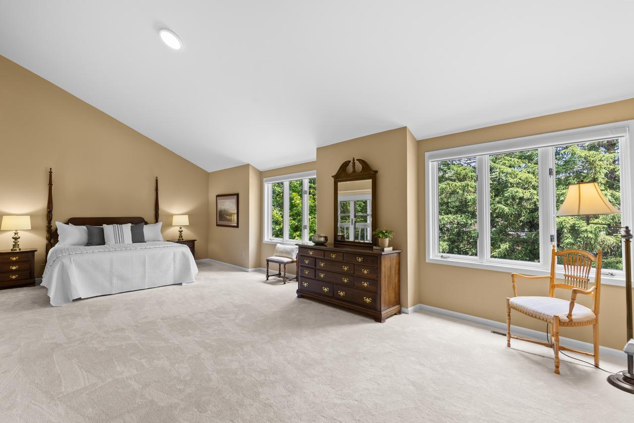 View of Residential at 7708 Stonewood Court, Edina MN 55439, Edina (24 of 60) - Mike Wilen | Minnesota Team Real Estate