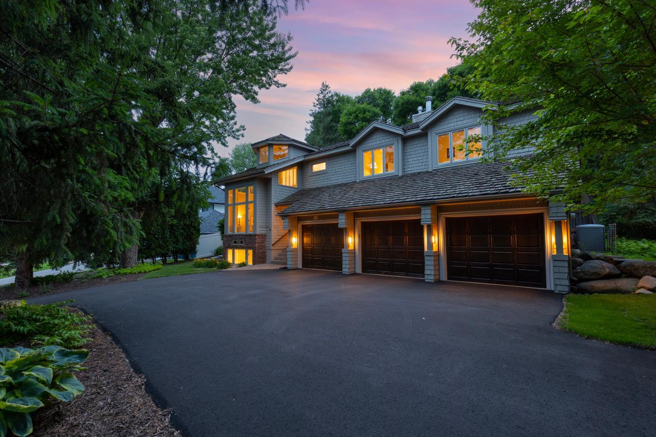 View of Residential at 7708 Stonewood Court, Edina MN 55439, Edina (55 of 60) - Mike Wilen | Minnesota Team Real Estate