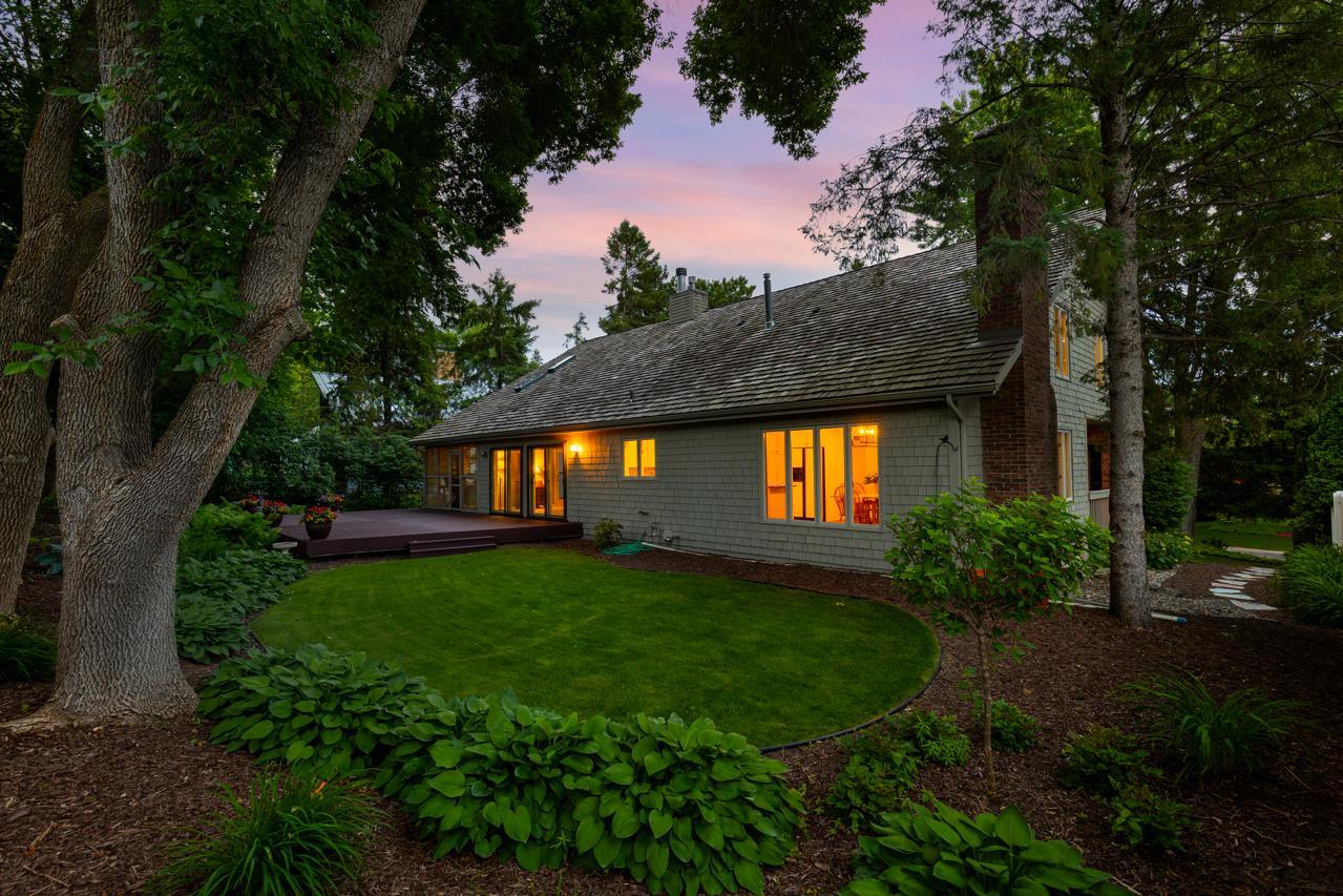 View of Residential at 7708 Stonewood Court, Edina MN 55439, Edina (49 of 60) - Mike Wilen | Minnesota Team Real Estate