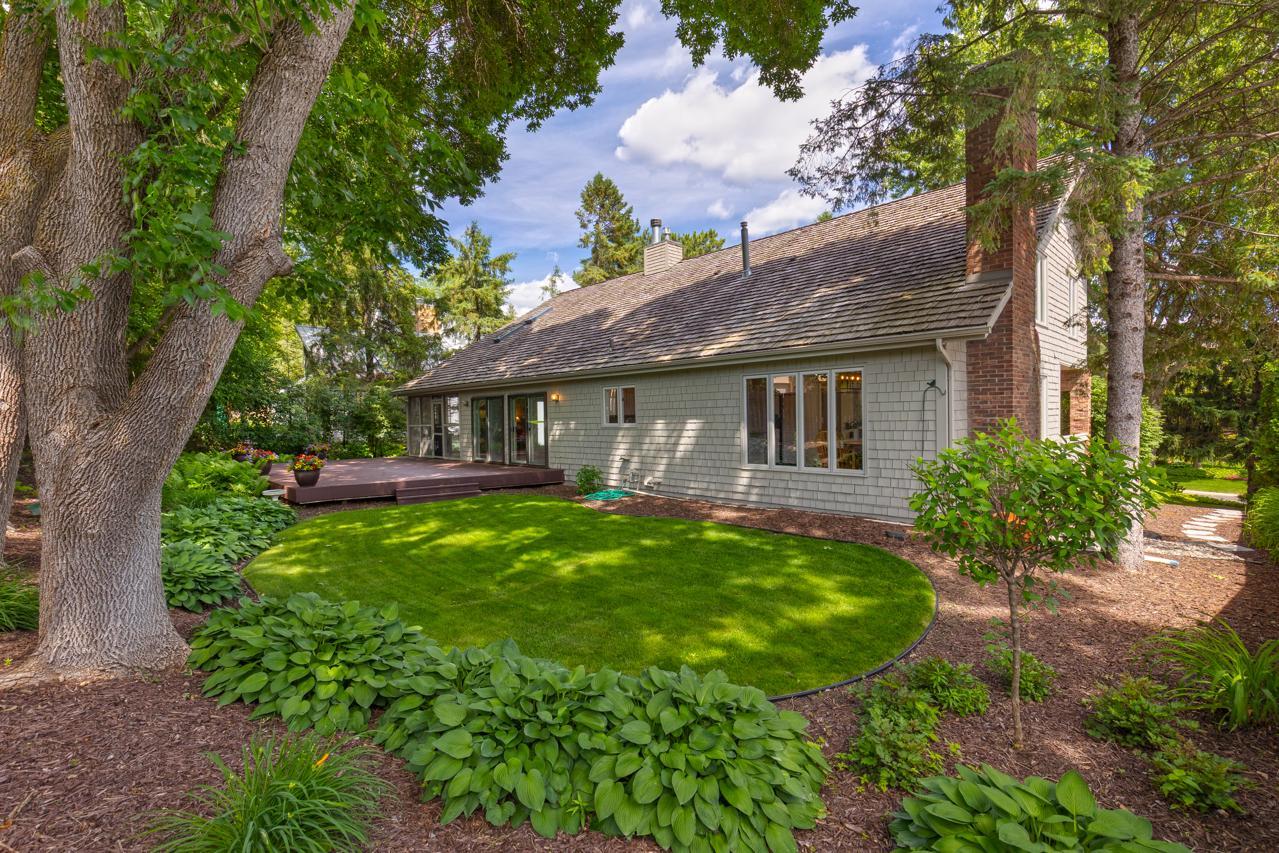 View of Residential at 7708 Stonewood Court, Edina MN 55439, Edina (53 of 60) - Mike Wilen | Minnesota Team Real Estate