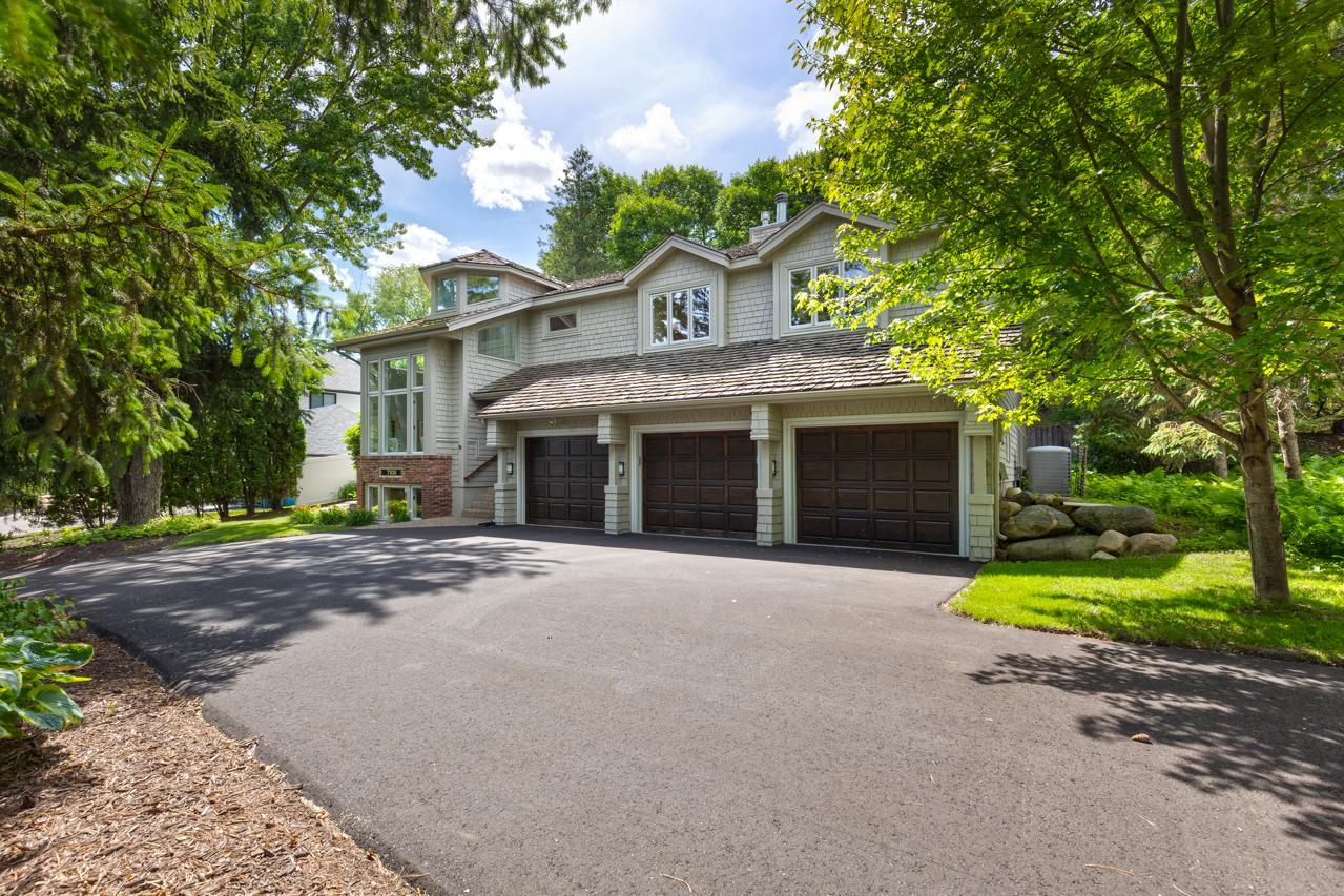 View of Residential at 7708 Stonewood Court, Edina MN 55439, Edina (58 of 60) - Mike Wilen | Minnesota Team Real Estate