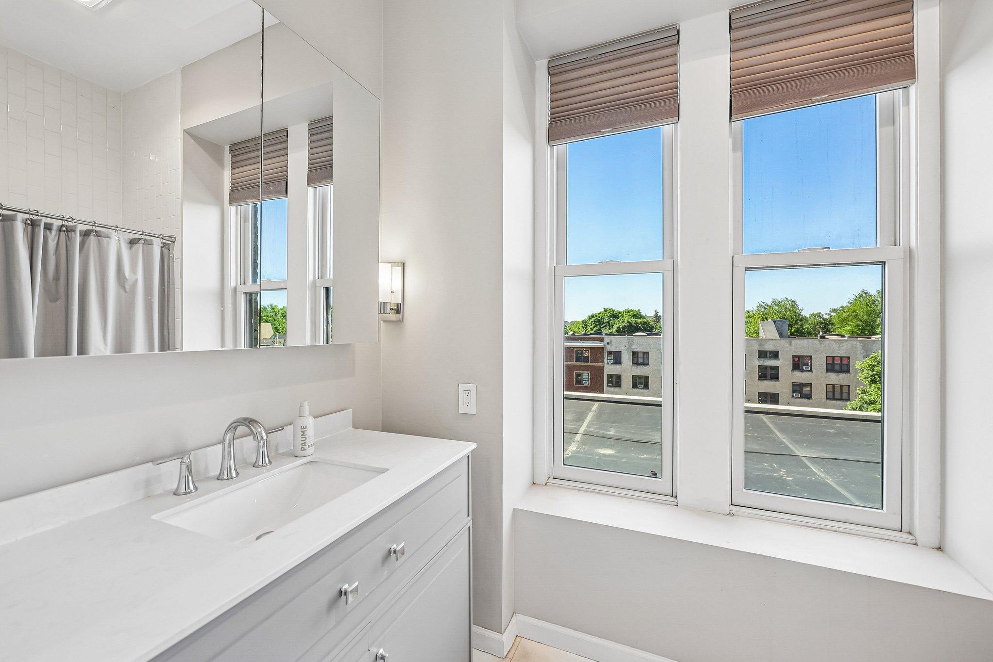 View of Residential at 165 Western Avenue #404, Saint Paul MN 55102, Saint Paul (20 of 41) - Mike Wilen | Minnesota Team Real Estate