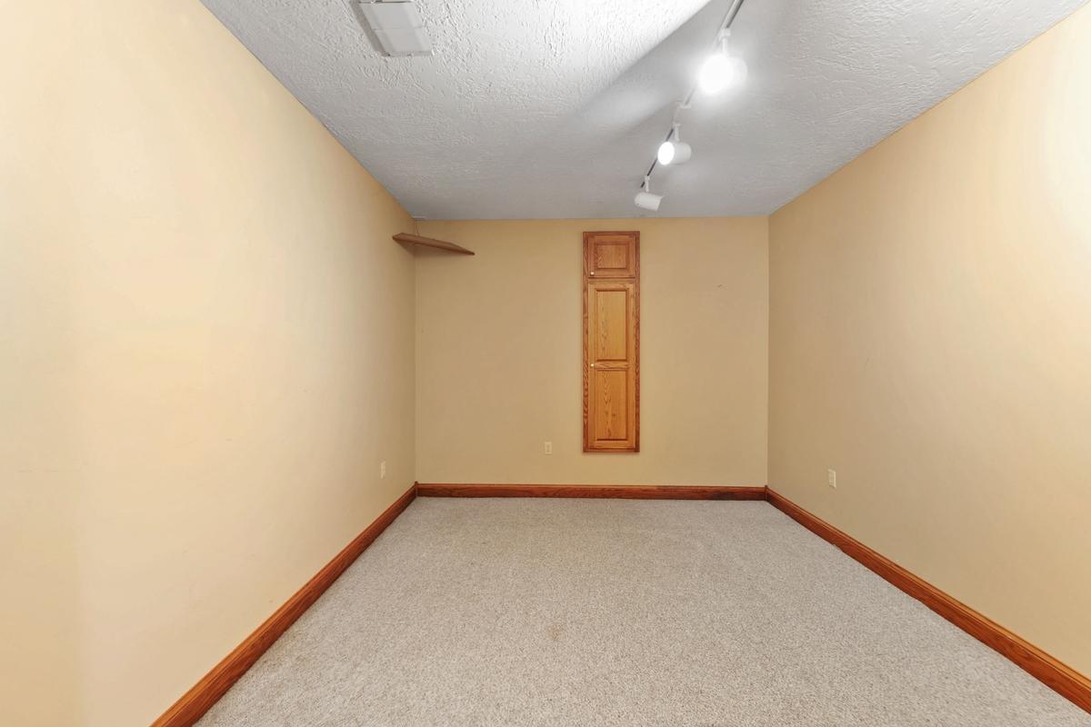 View of Residential at 16857 Jackpine Way, Lakeville MN 55044, Lakeville (32 of 40) - Mike Wilen | Minnesota Team Real Estate