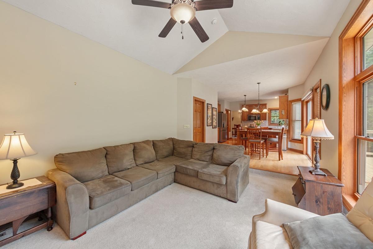 View of Residential at 16857 Jackpine Way, Lakeville MN 55044, Lakeville (19 of 40) - Mike Wilen | Minnesota Team Real Estate