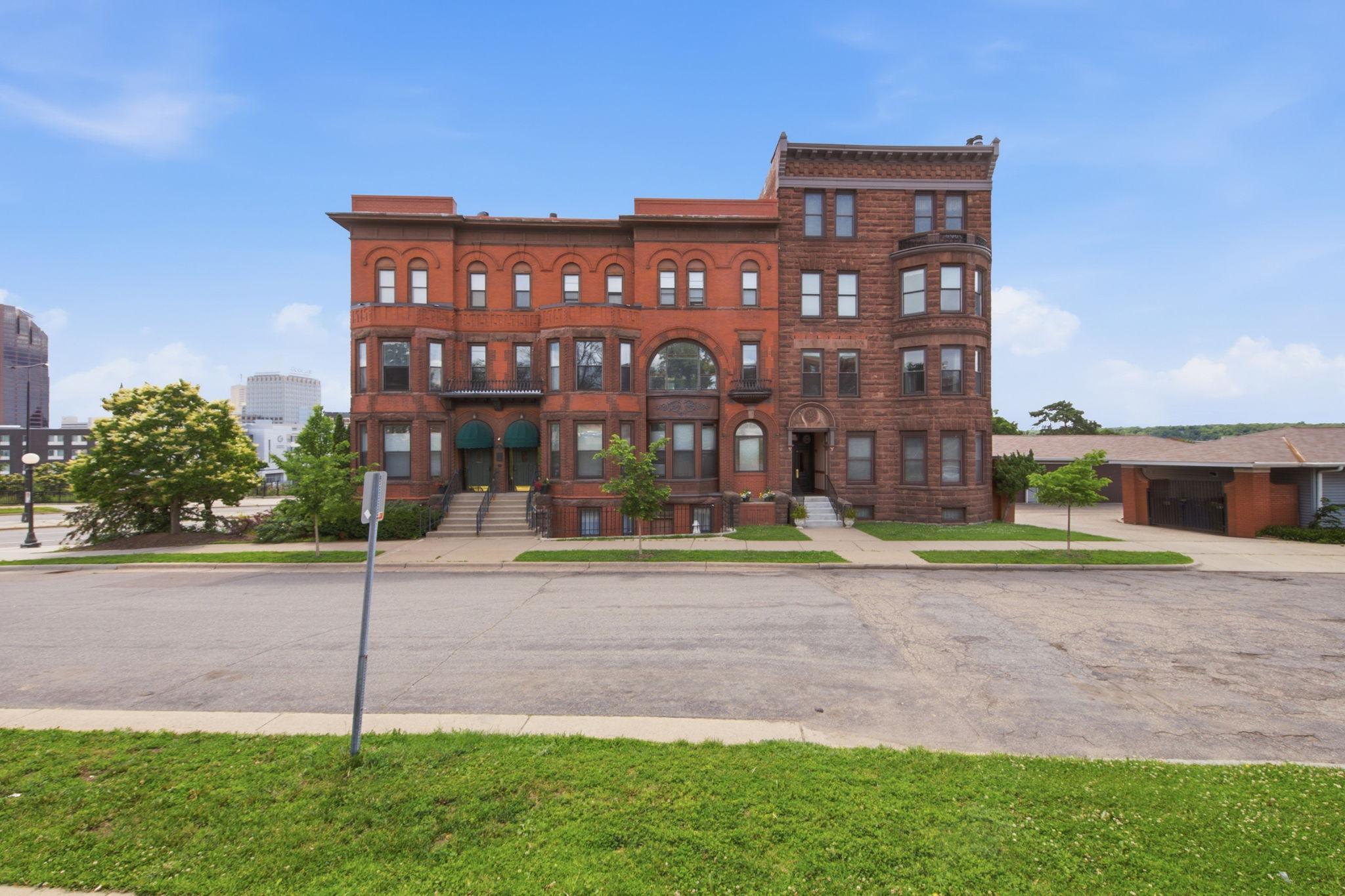 View of Residential at 168 College Avenue #2, Saint Paul MN 55102, Saint Paul (23 of 27) - Mike Wilen | Minnesota Team Real Estate