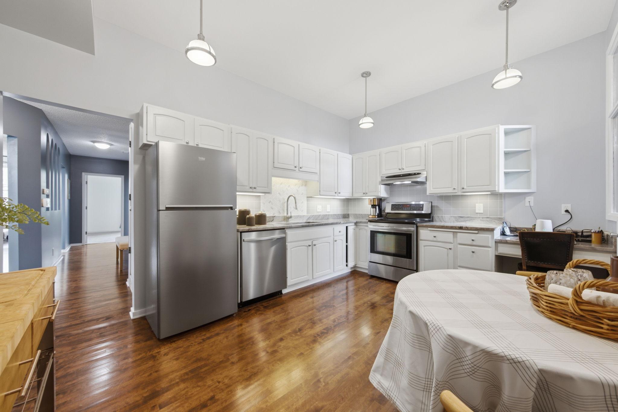 View of Residential at 168 College Avenue #2, Saint Paul MN 55102, Saint Paul (12 of 27) - Mike Wilen | Minnesota Team Real Estate