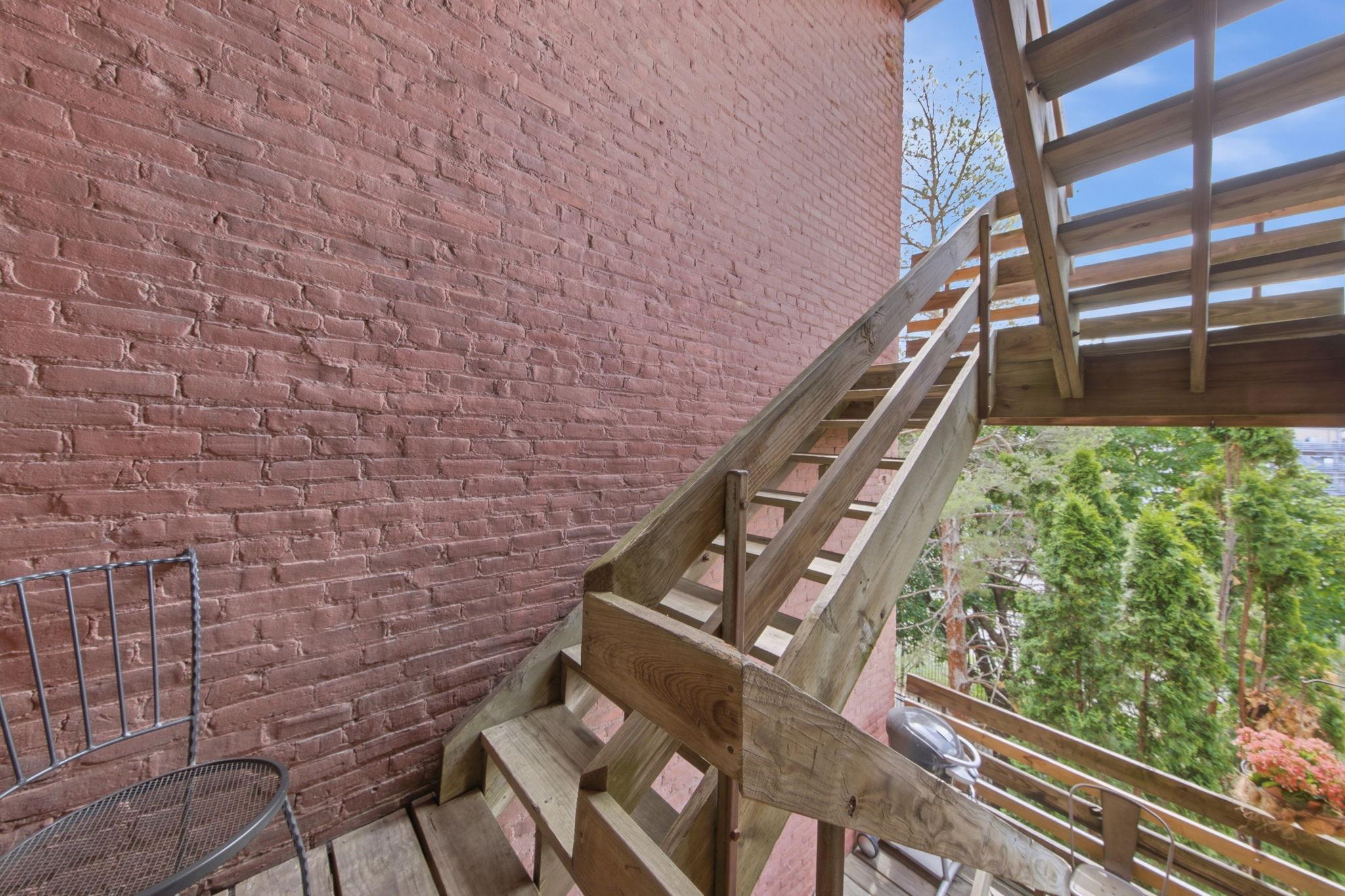 View of Residential at 168 College Avenue #2, Saint Paul MN 55102, Saint Paul (21 of 27) - Mike Wilen | Minnesota Team Real Estate