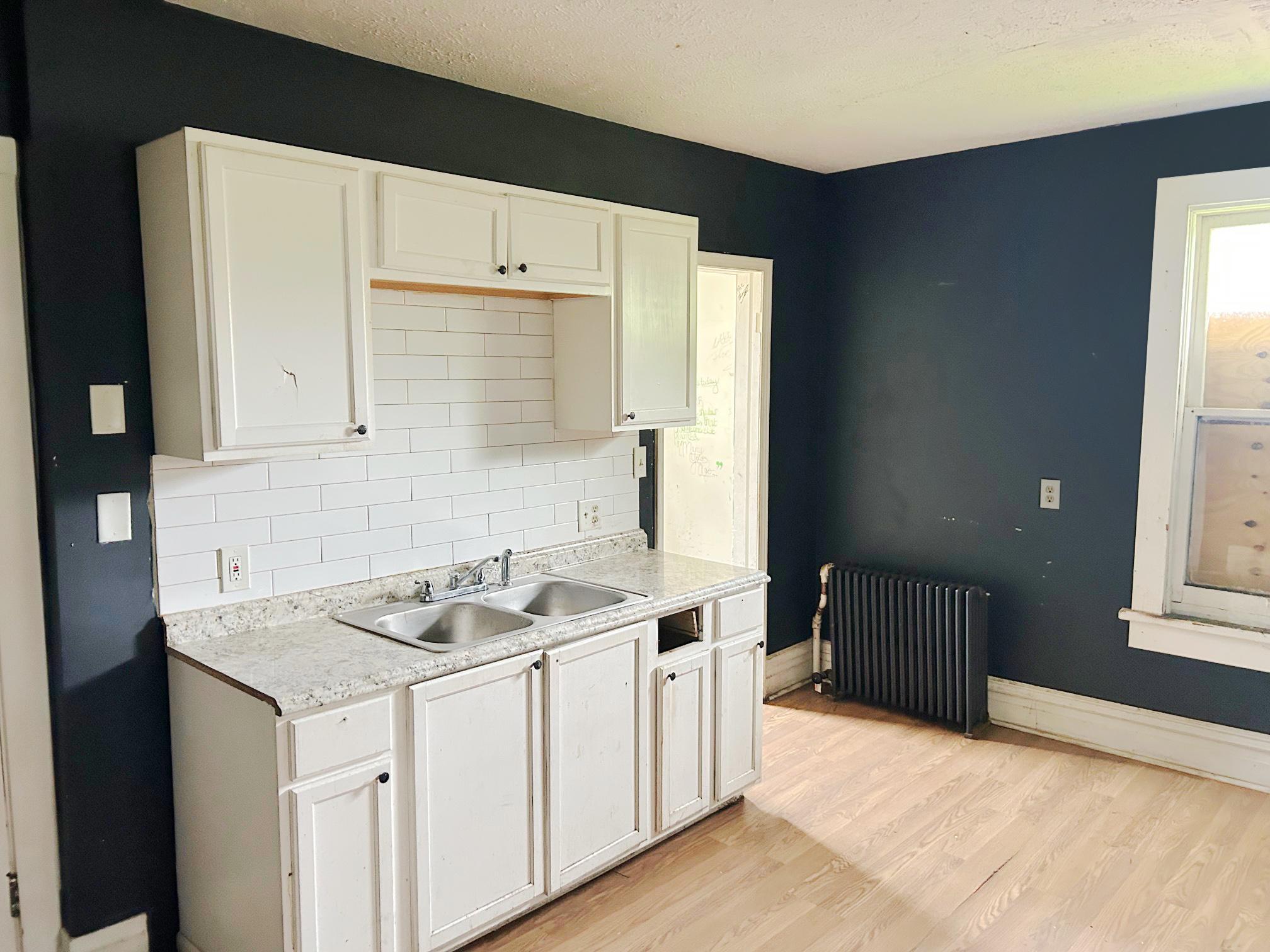 View of Residential Income at 719 Sherburne Avenue, Saint Paul MN 55104, Saint Paul (11 of 12) - Mike Wilen | Minnesota Team Real Estate