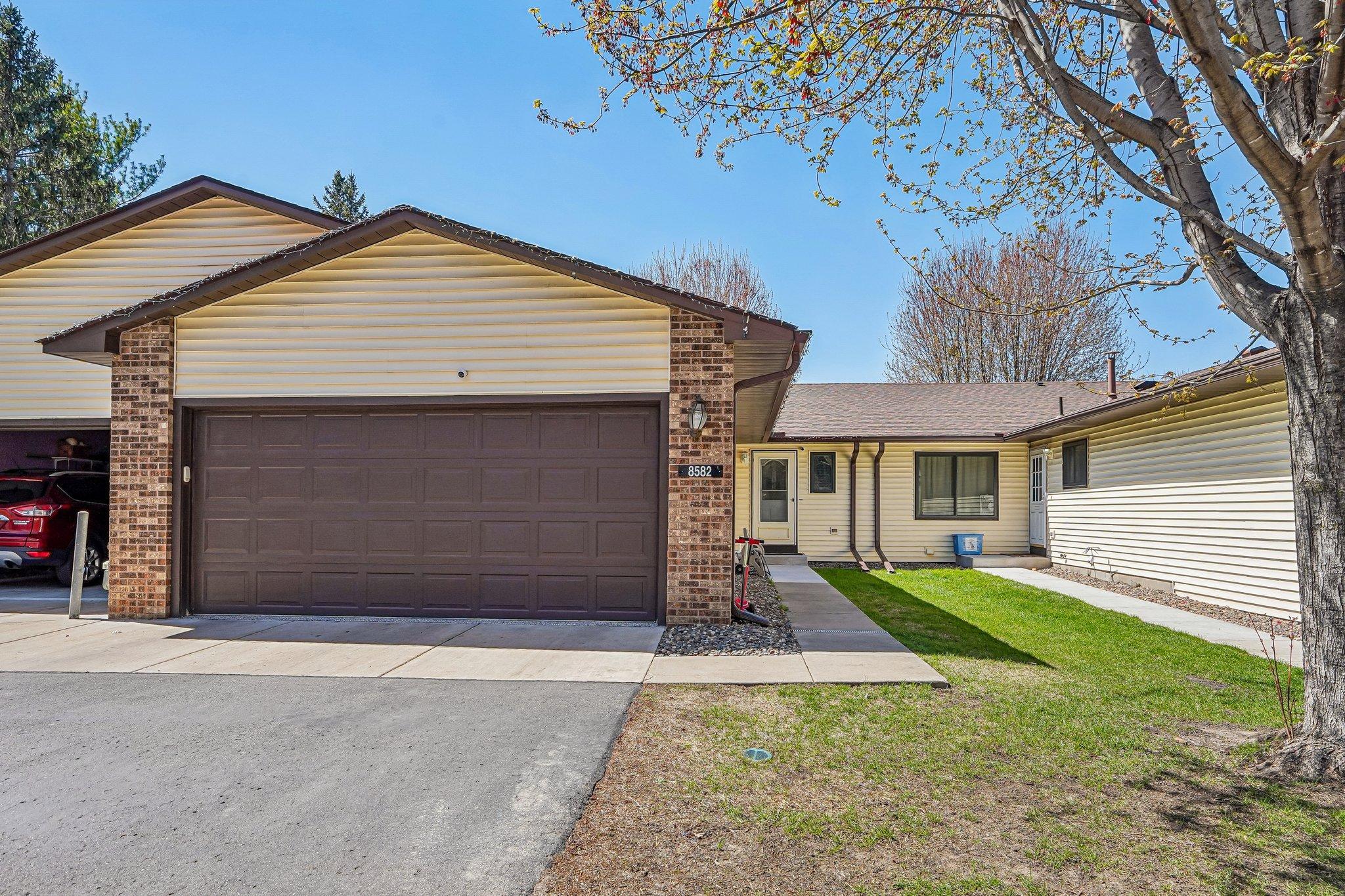 View of Residential at 8582 134th Street, Apple Valley MN 55124, Apple Valley - Mike Wilen | Minnesota Team Real Estate