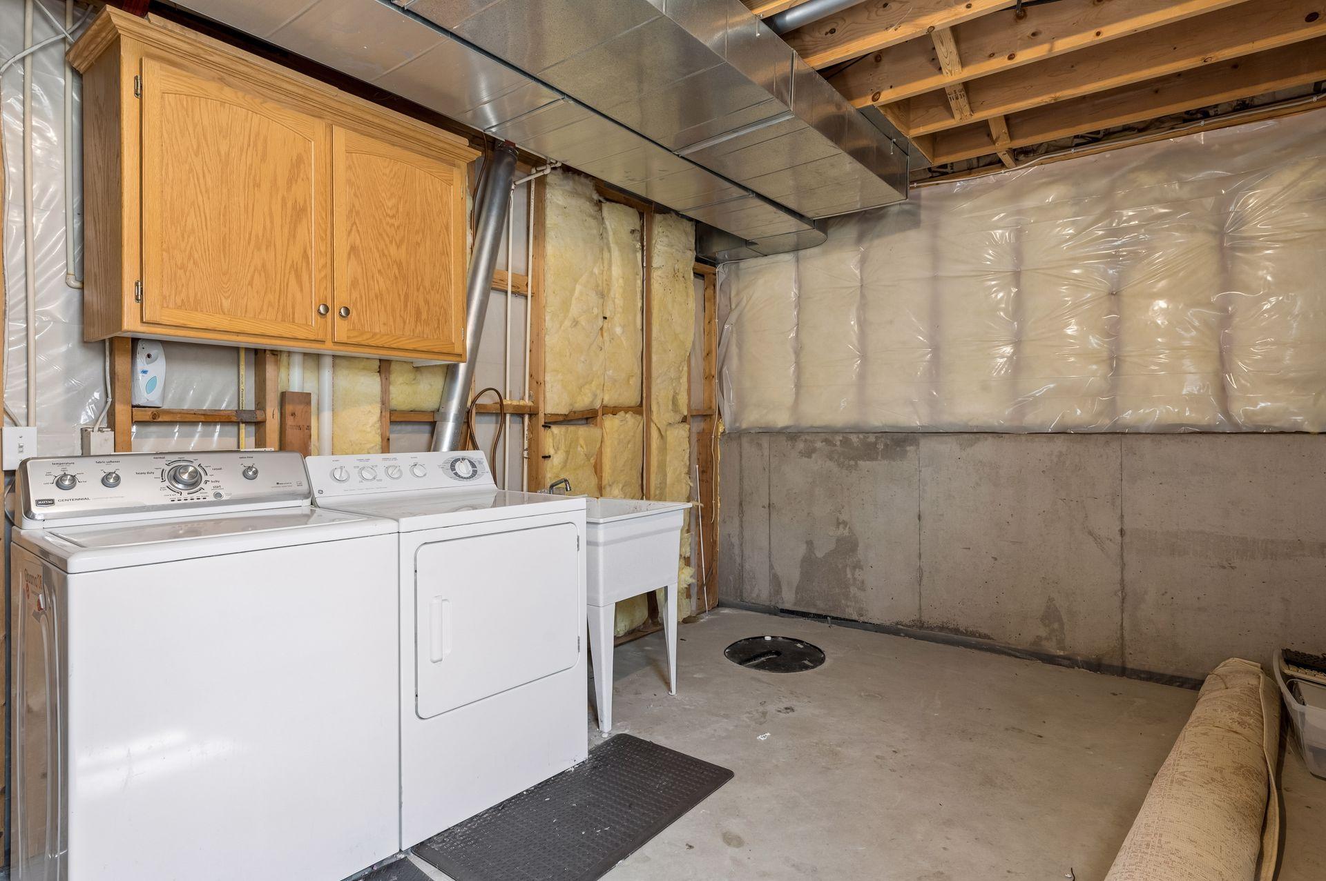 View of Residential at 2433 Columbus Court, Minneapolis MN 55404, Minneapolis (30 of 33) - Mike Wilen | Minnesota Team Real Estate