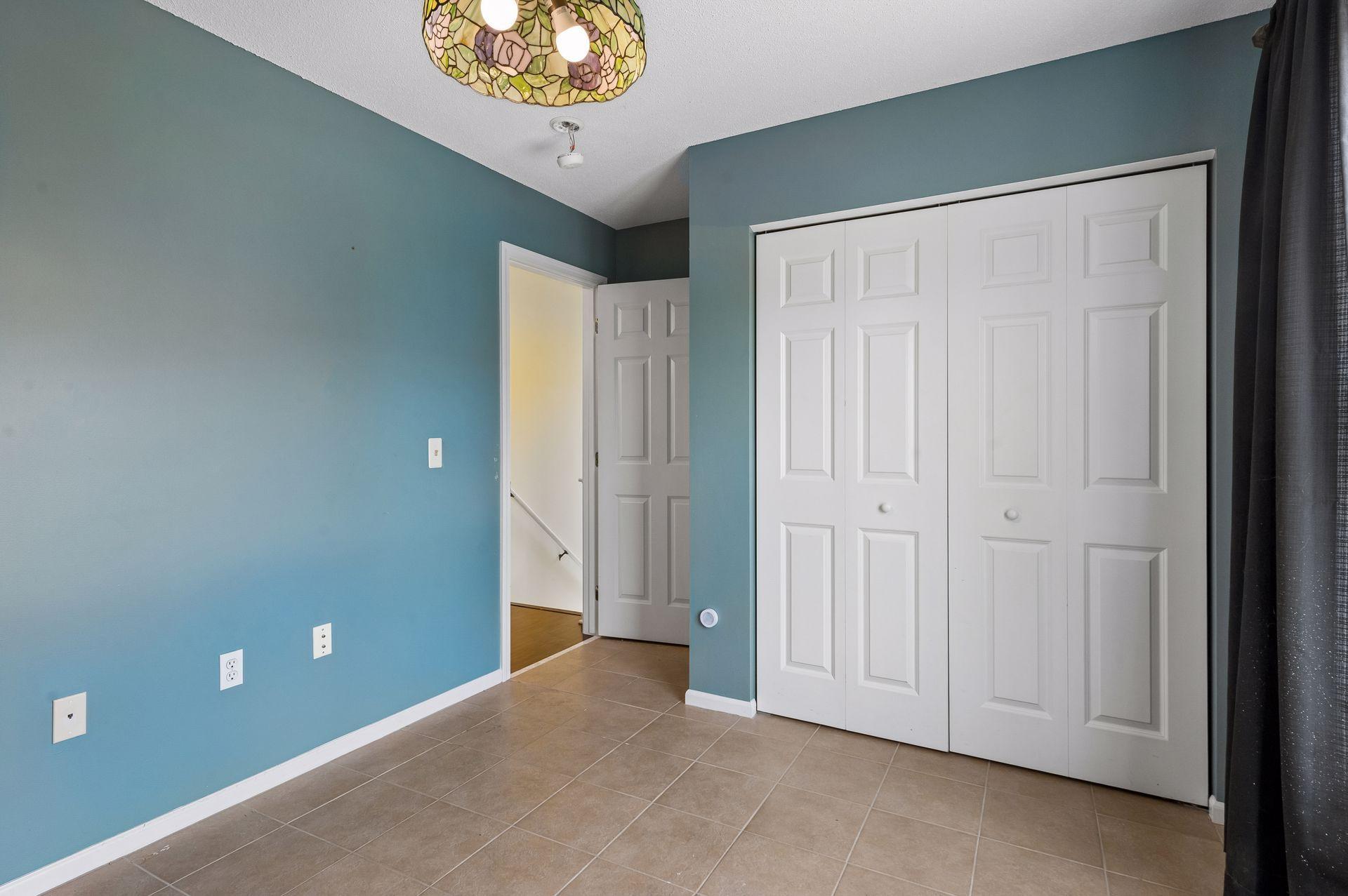 View of Residential at 2433 Columbus Court, Minneapolis MN 55404, Minneapolis (25 of 33) - Mike Wilen | Minnesota Team Real Estate