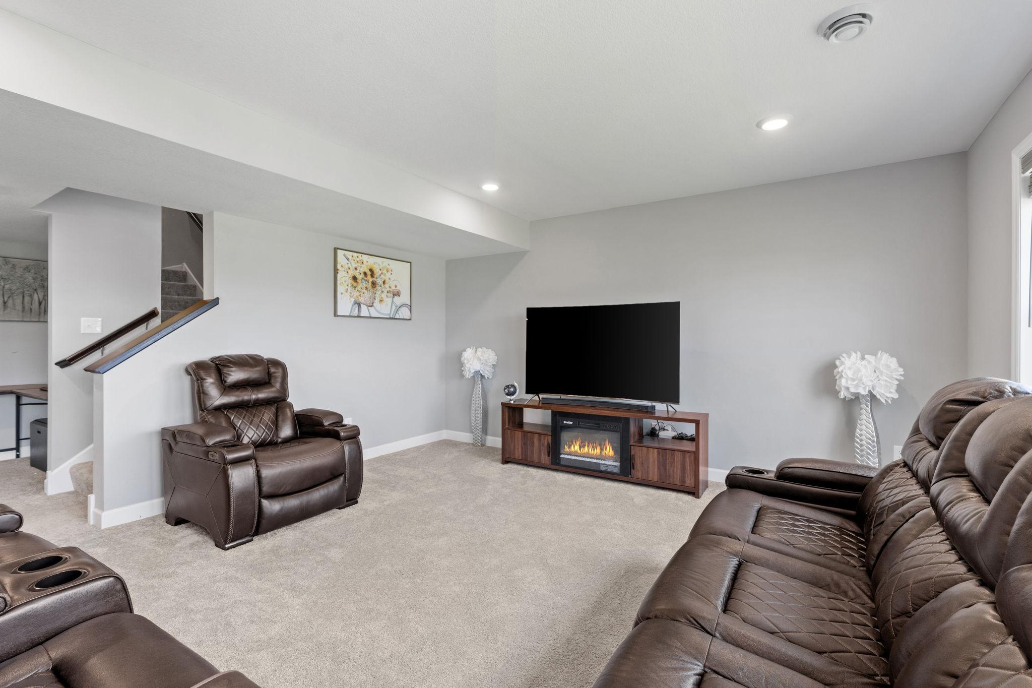 View of Residential at 22915 Wood Lane, Rogers MN 55374, Rogers (58 of 79) - Mike Wilen | Minnesota Team Real Estate