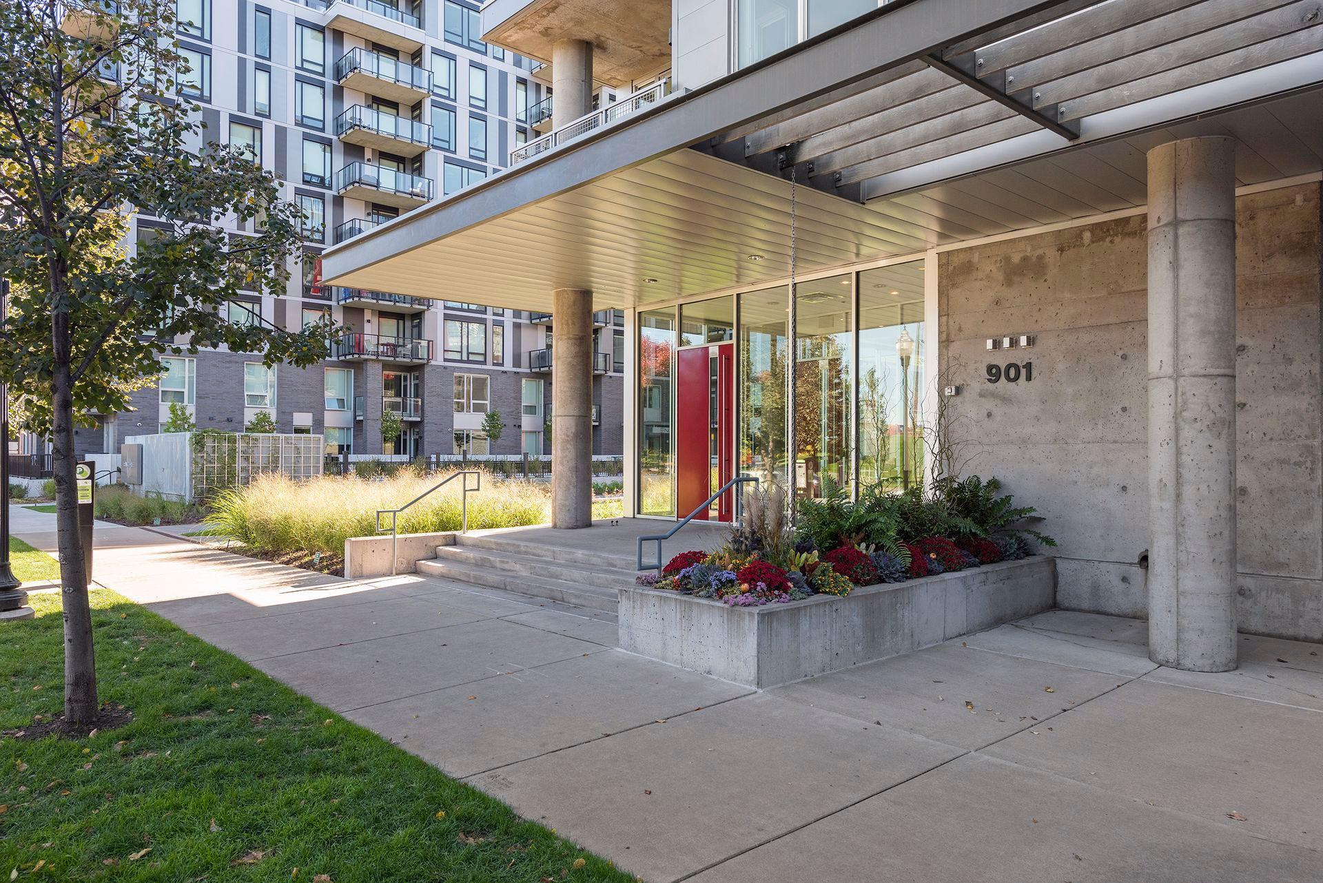 View of Residential at 901 2nd Street #207, Minneapolis MN 55415, Minneapolis (38 of 51) - Mike Wilen | Minnesota Team Real Estate