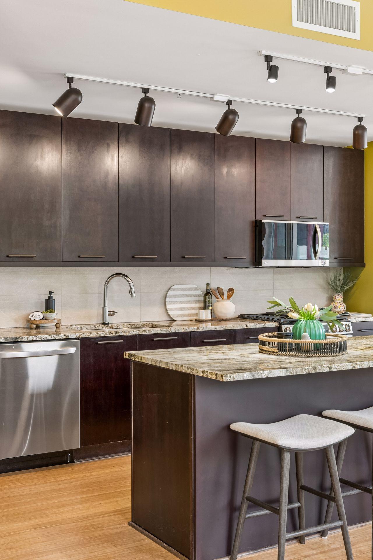 View of Residential at 901 2nd Street #207, Minneapolis MN 55415, Minneapolis (11 of 51) - Mike Wilen | Minnesota Team Real Estate