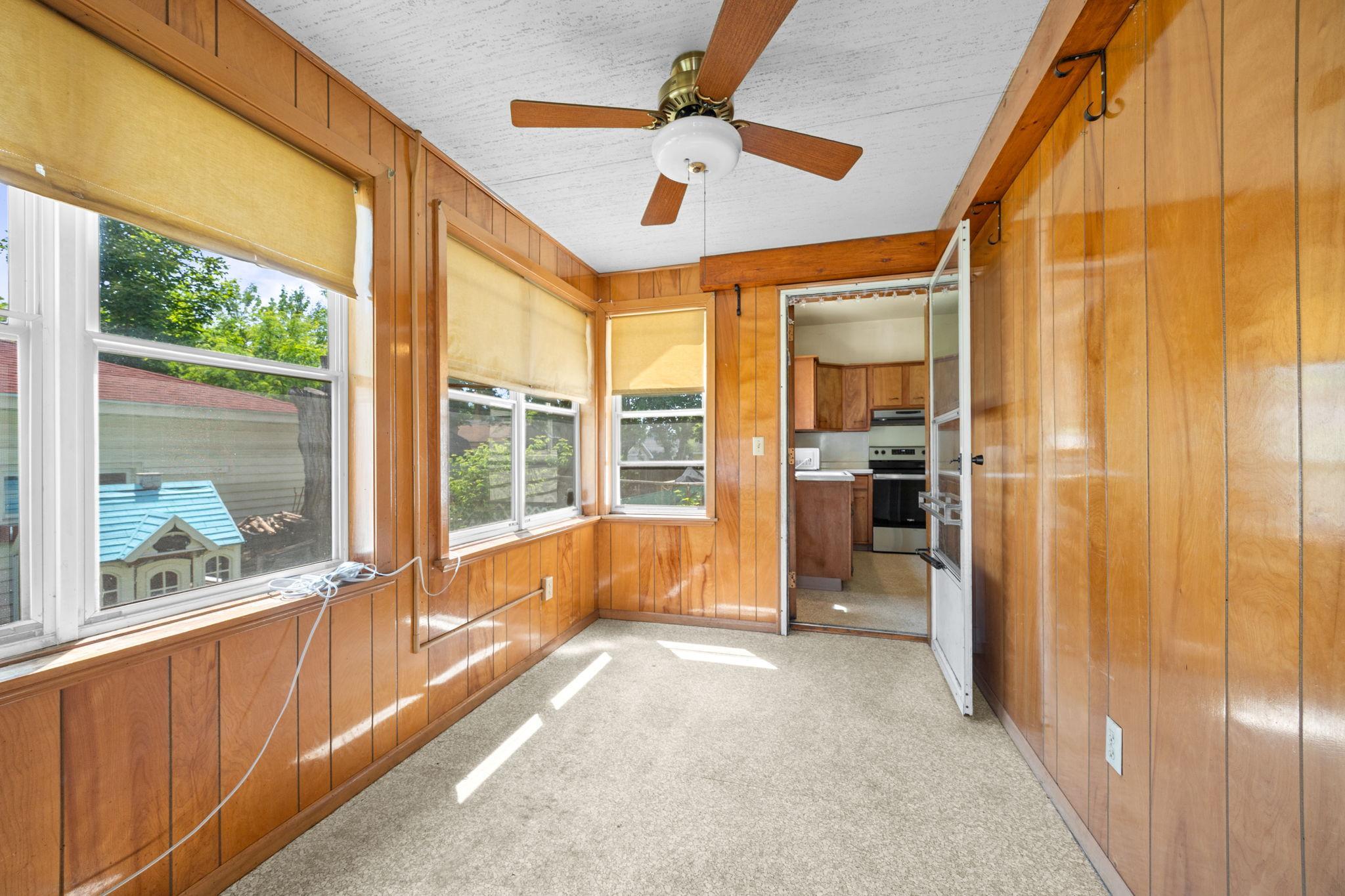 View of Residential at 898 Western Avenue, Saint Paul MN 55117, Saint Paul (19 of 23) - Mike Wilen | Minnesota Team Real Estate