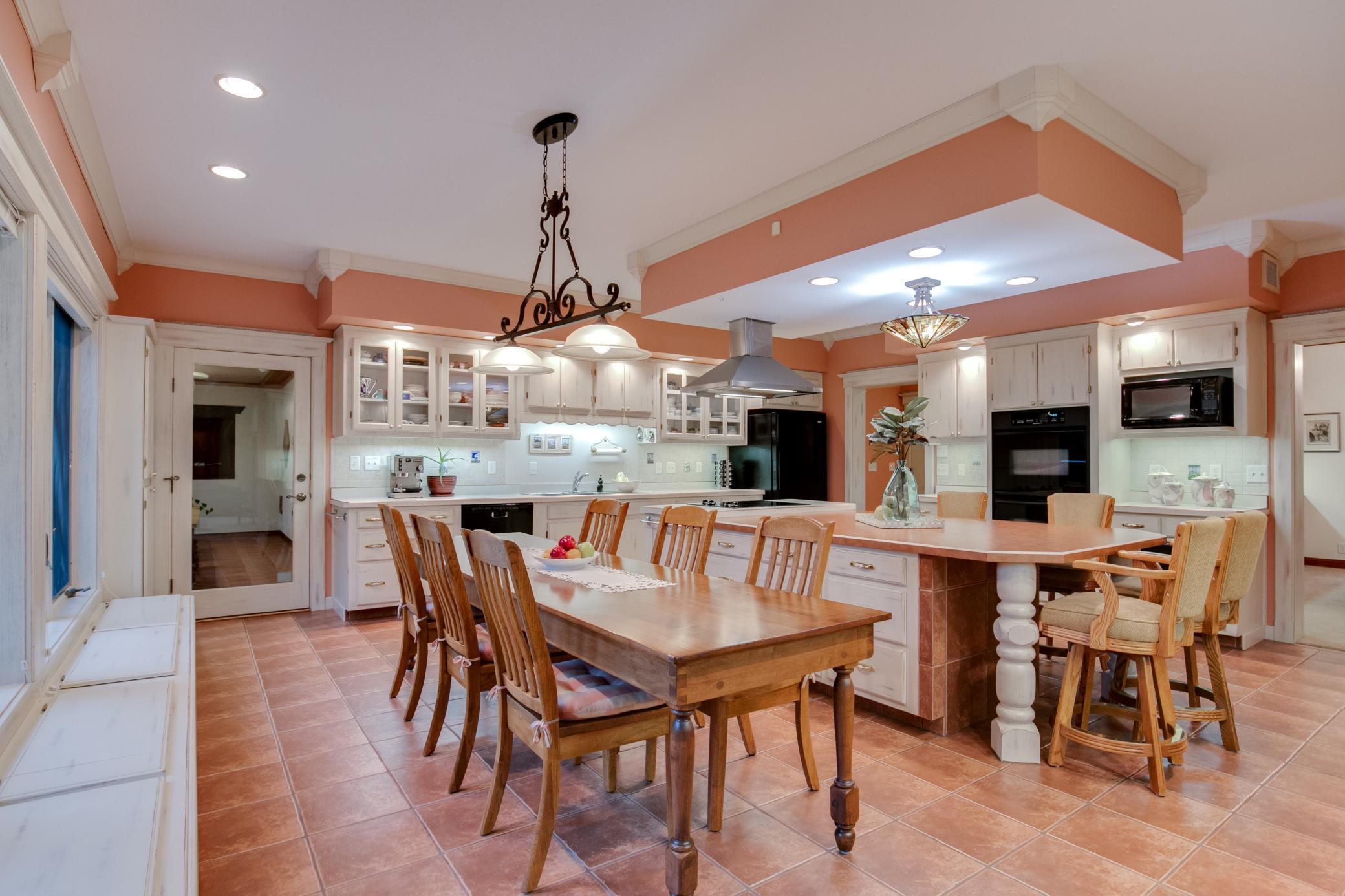 View of Residential at 4151 Rice Street, Shoreview MN 55126, Shoreview (31 of 95) - Mike Wilen | Minnesota Team Real Estate