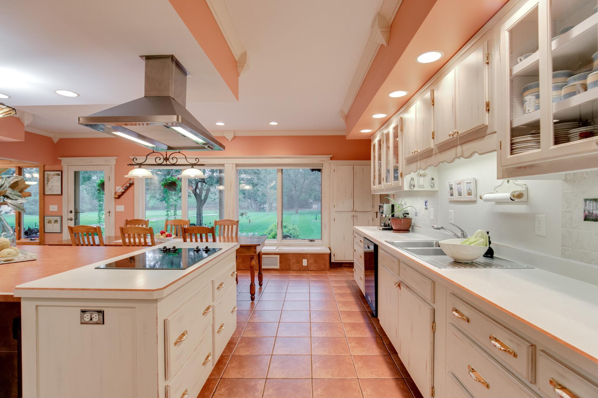 View of Residential at 4151 Rice Street, Shoreview MN 55126, Shoreview (37 of 95) - Mike Wilen | Minnesota Team Real Estate