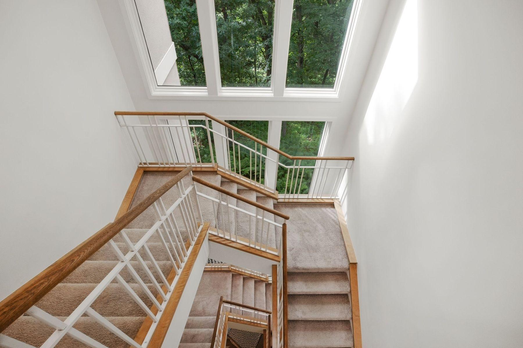 View of Residential at 5429 Vining Point Road, Minnetonka MN 55345, Minnetonka (27 of 77) - Mike Wilen | Minnesota Team Real Estate