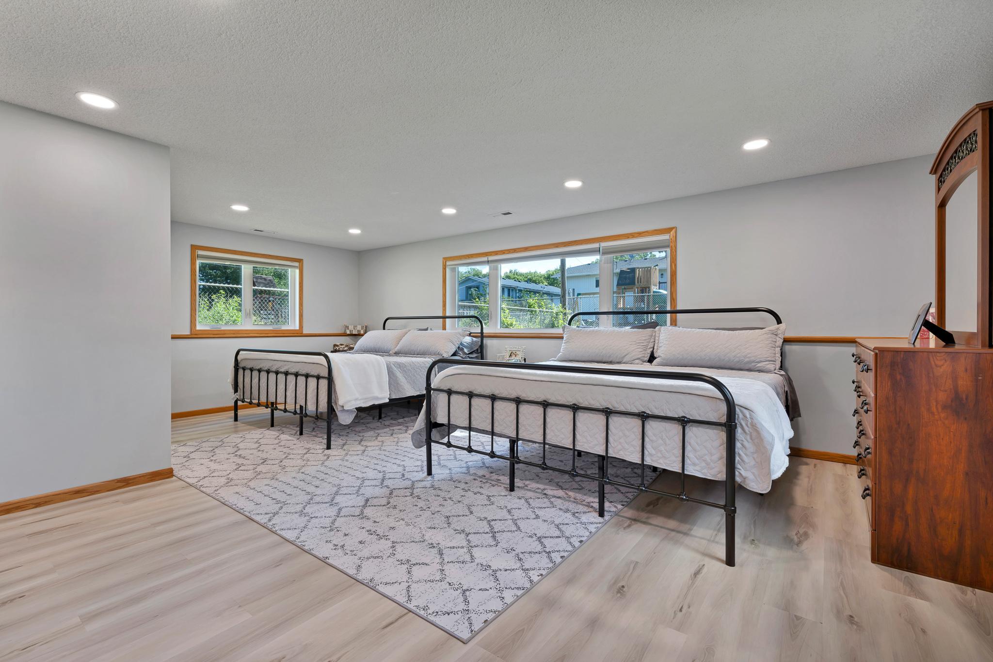 View of Residential at 343 Pierce Street, Minneapolis MN 55413, Minneapolis (28 of 39) - Mike Wilen | Minnesota Team Real Estate