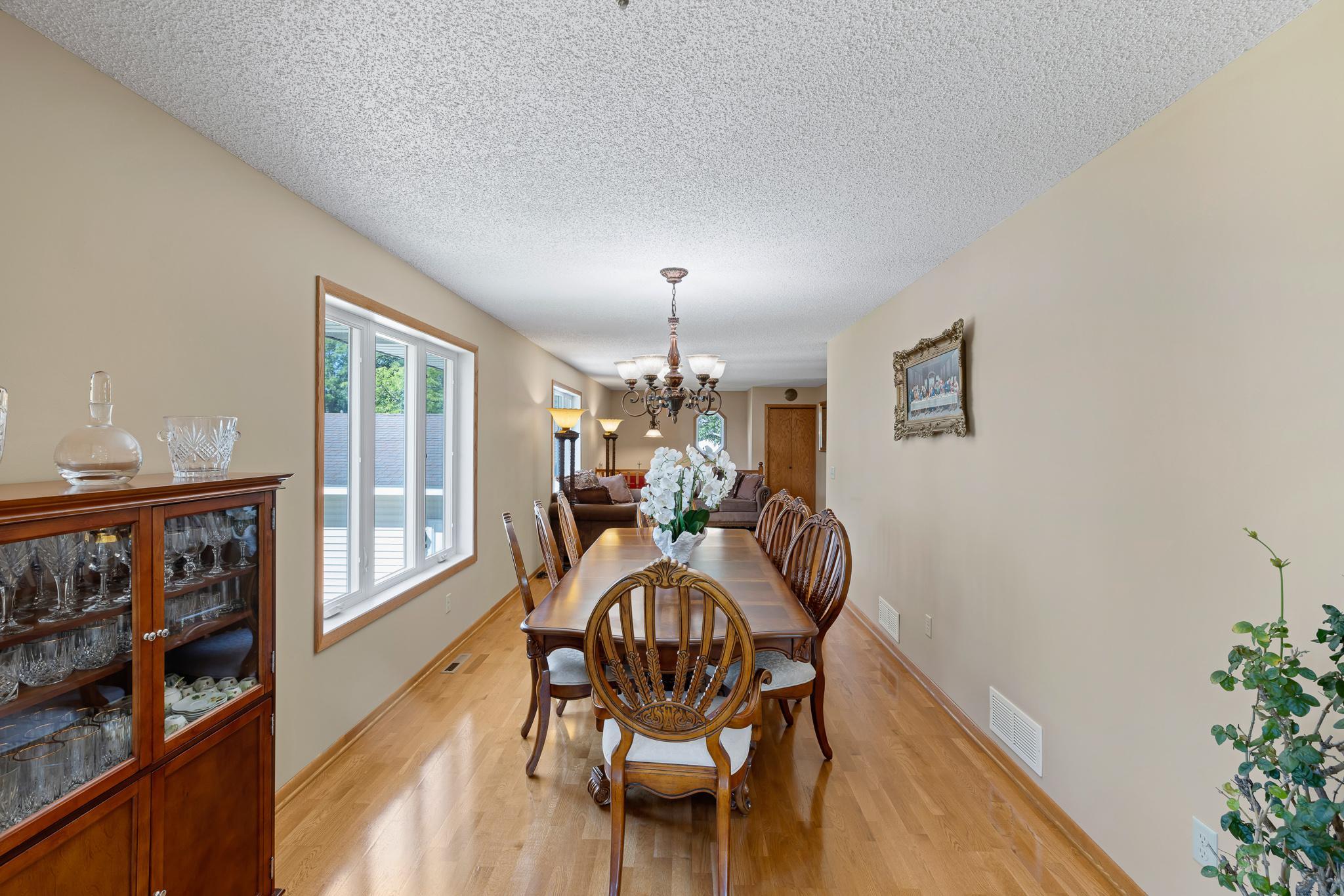 View of Residential at 343 Pierce Street, Minneapolis MN 55413, Minneapolis (12 of 39) - Mike Wilen | Minnesota Team Real Estate