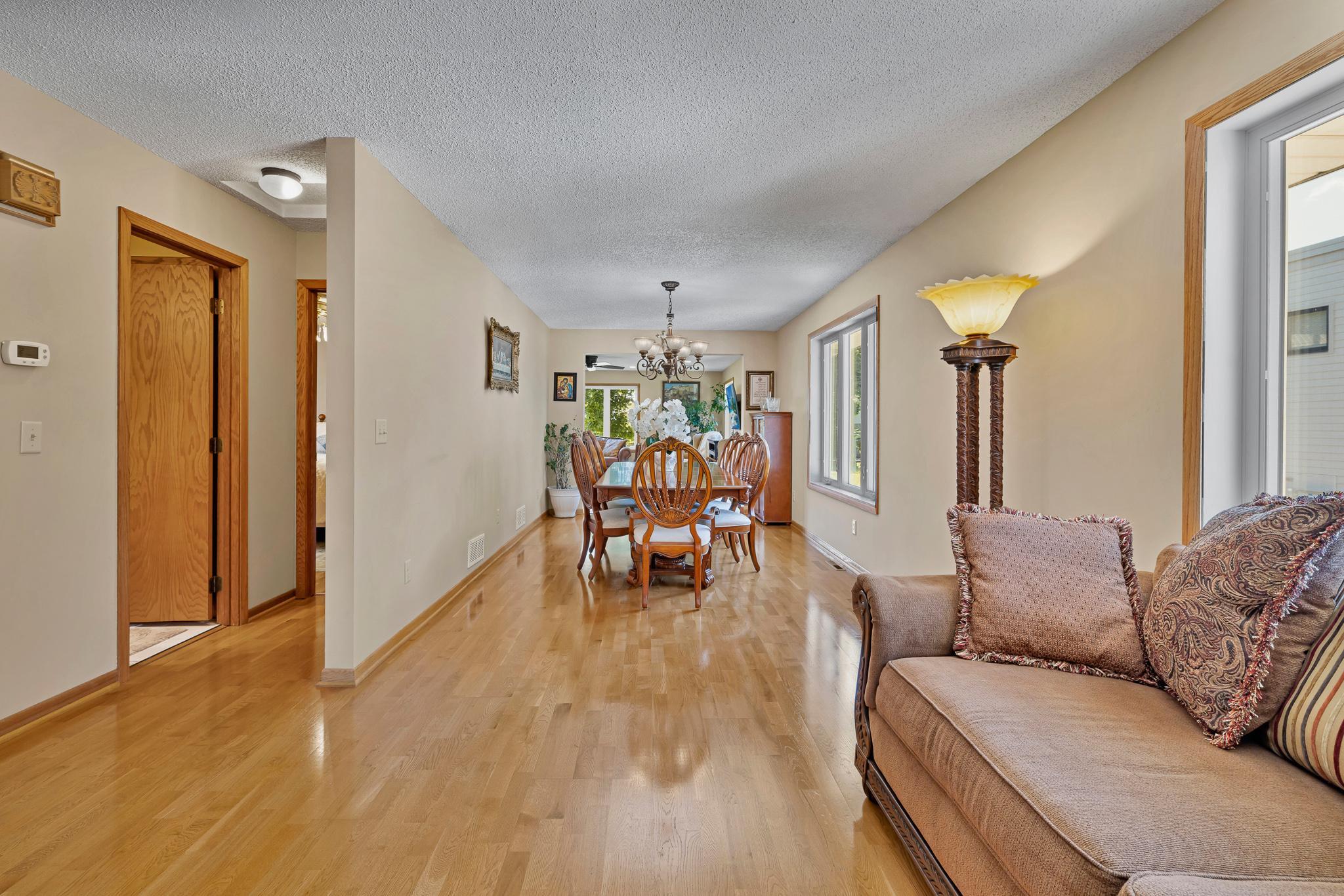View of Residential at 343 Pierce Street, Minneapolis MN 55413, Minneapolis (5 of 39) - Mike Wilen | Minnesota Team Real Estate