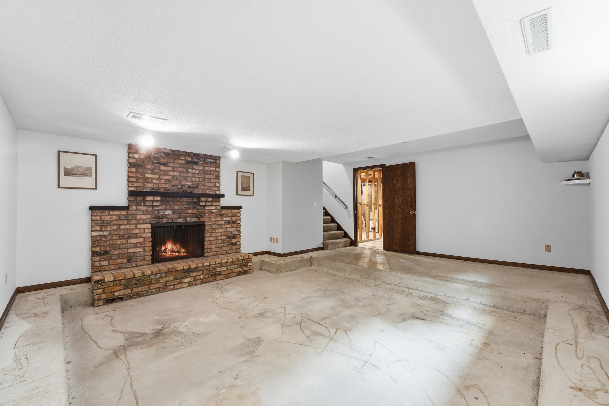 View of Residential at 18777 81st Place, Maple Grove MN 55311, Maple Grove (18 of 26) - Mike Wilen | Minnesota Team Real Estate