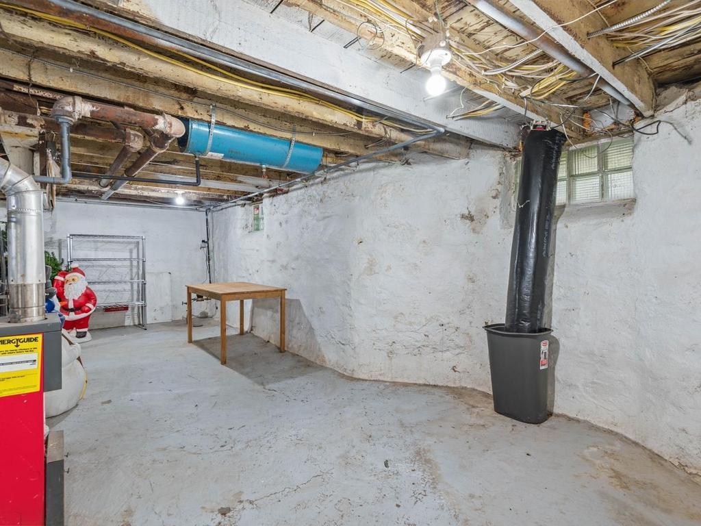 View of Residential at 3735 Girard Avenue, Minneapolis MN 55412, Minneapolis (22 of 31) - Mike Wilen | Minnesota Team Real Estate