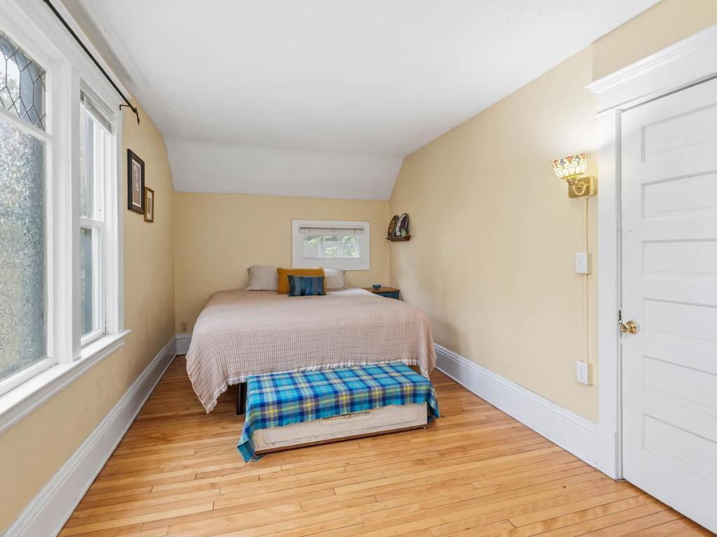 View of Residential at 3735 Girard Avenue, Minneapolis MN 55412, Minneapolis (16 of 31) - Mike Wilen | Minnesota Team Real Estate