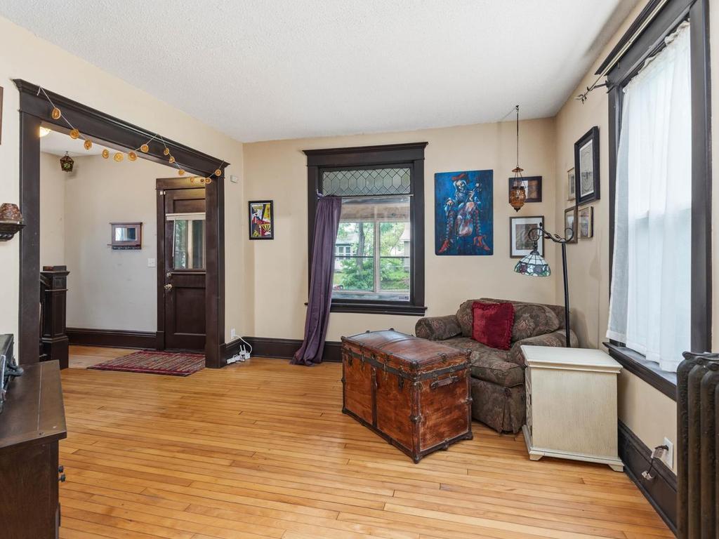 View of Residential at 3735 Girard Avenue, Minneapolis MN 55412, Minneapolis (8 of 31) - Mike Wilen | Minnesota Team Real Estate