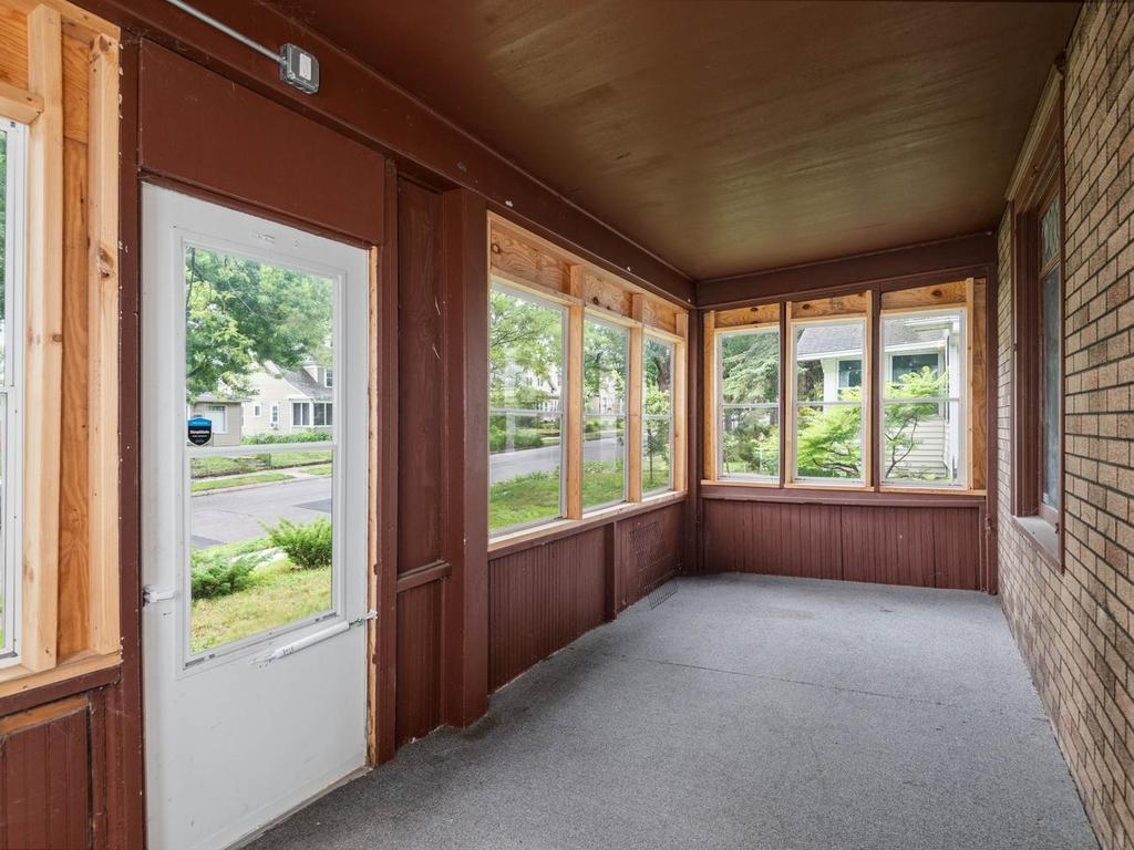 View of Residential at 3735 Girard Avenue, Minneapolis MN 55412, Minneapolis (3 of 31) - Mike Wilen | Minnesota Team Real Estate
