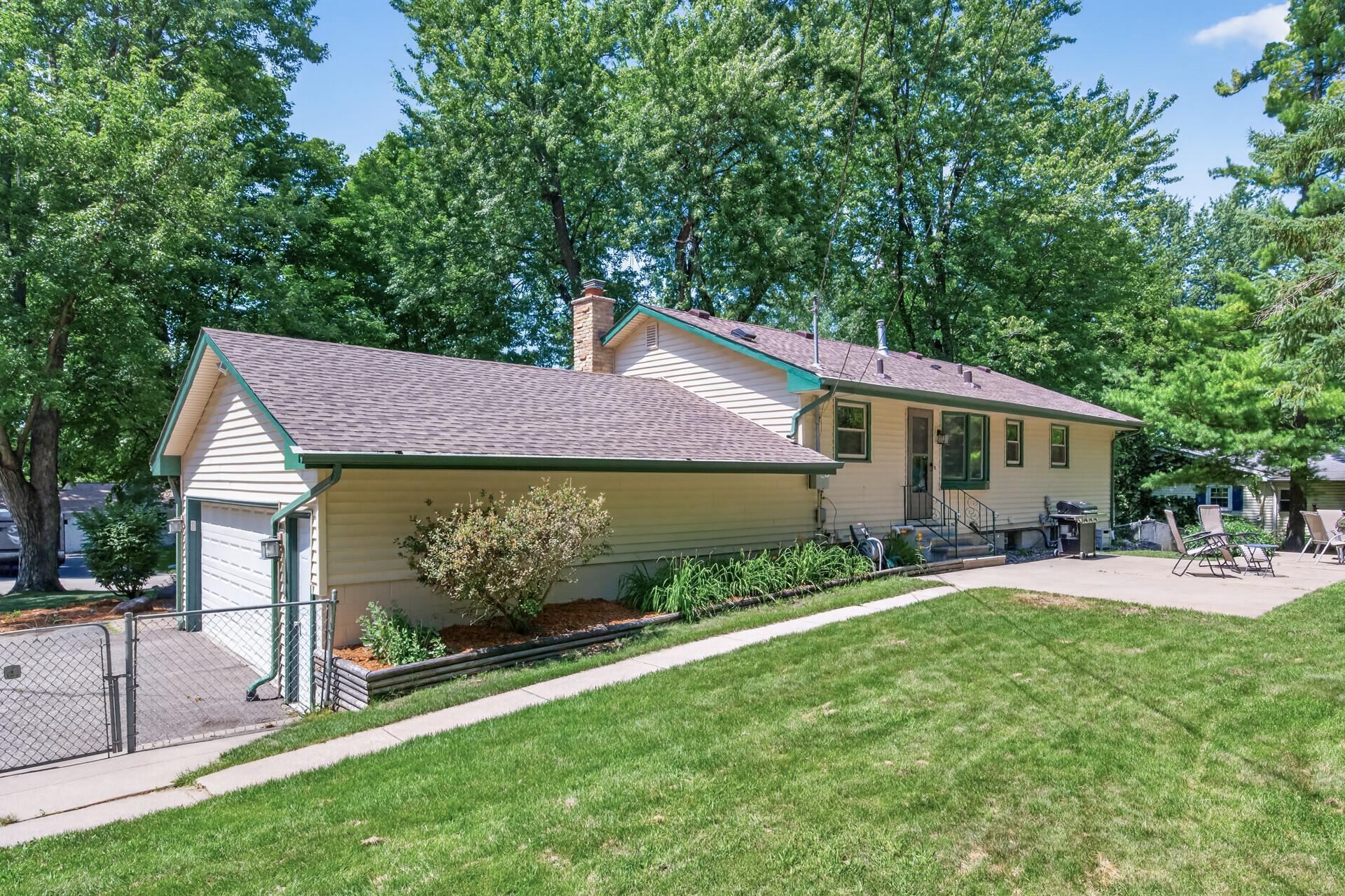 View of Residential at 6911 Ticonderoga Trail, Eden Prairie MN 55346, Eden Prairie - Mike Wilen | Minnesota Team Real Estate