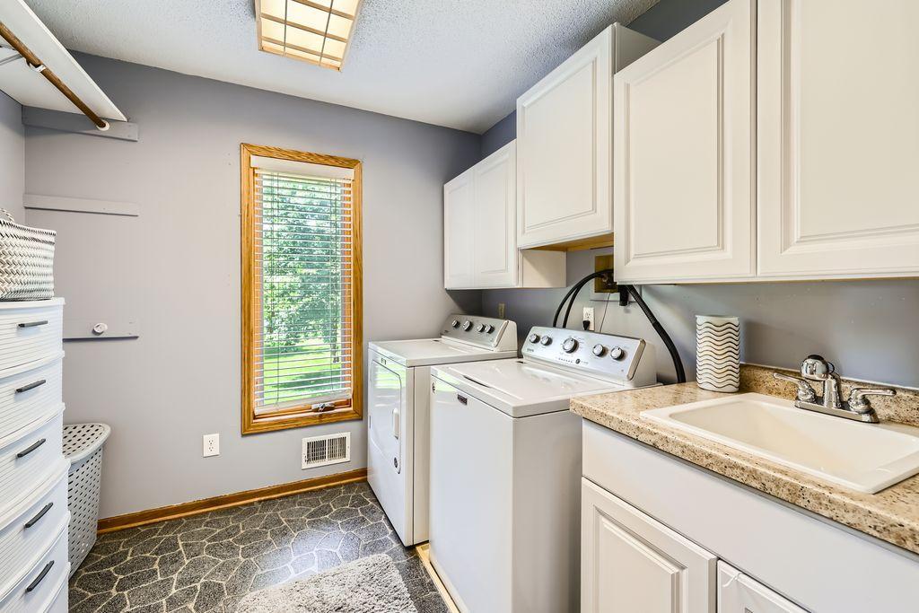 View of Residential at 14890 Country Road, Rogers MN 55374, Rogers (24 of 46) - Mike Wilen | Minnesota Team Real Estate
