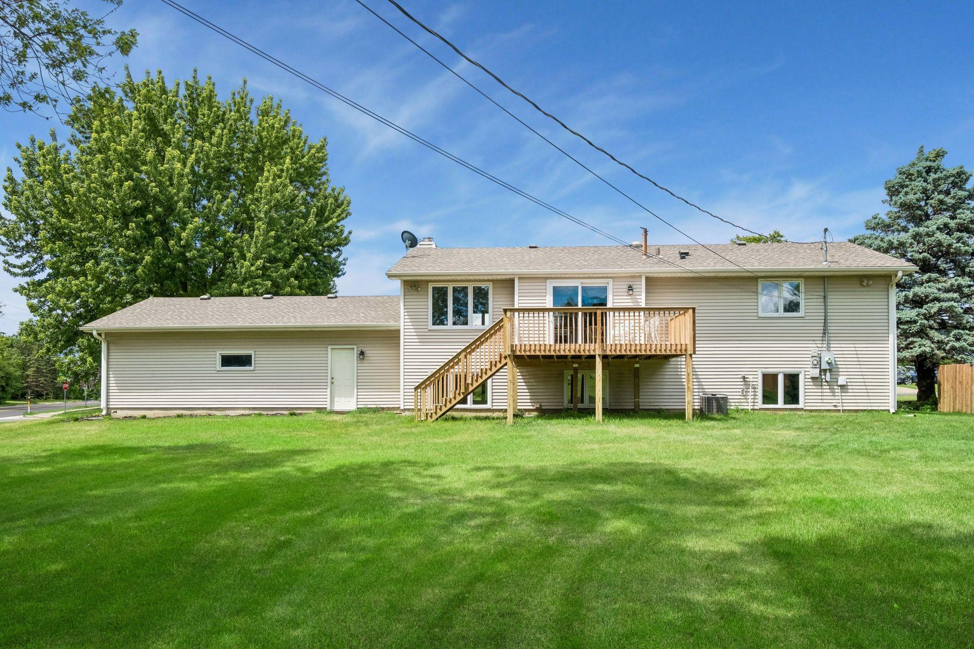 View of Residential at 1790 Crestridge Lane, Eagan MN 55122, Eagan (30 of 31) - Mike Wilen | Minnesota Team Real Estate