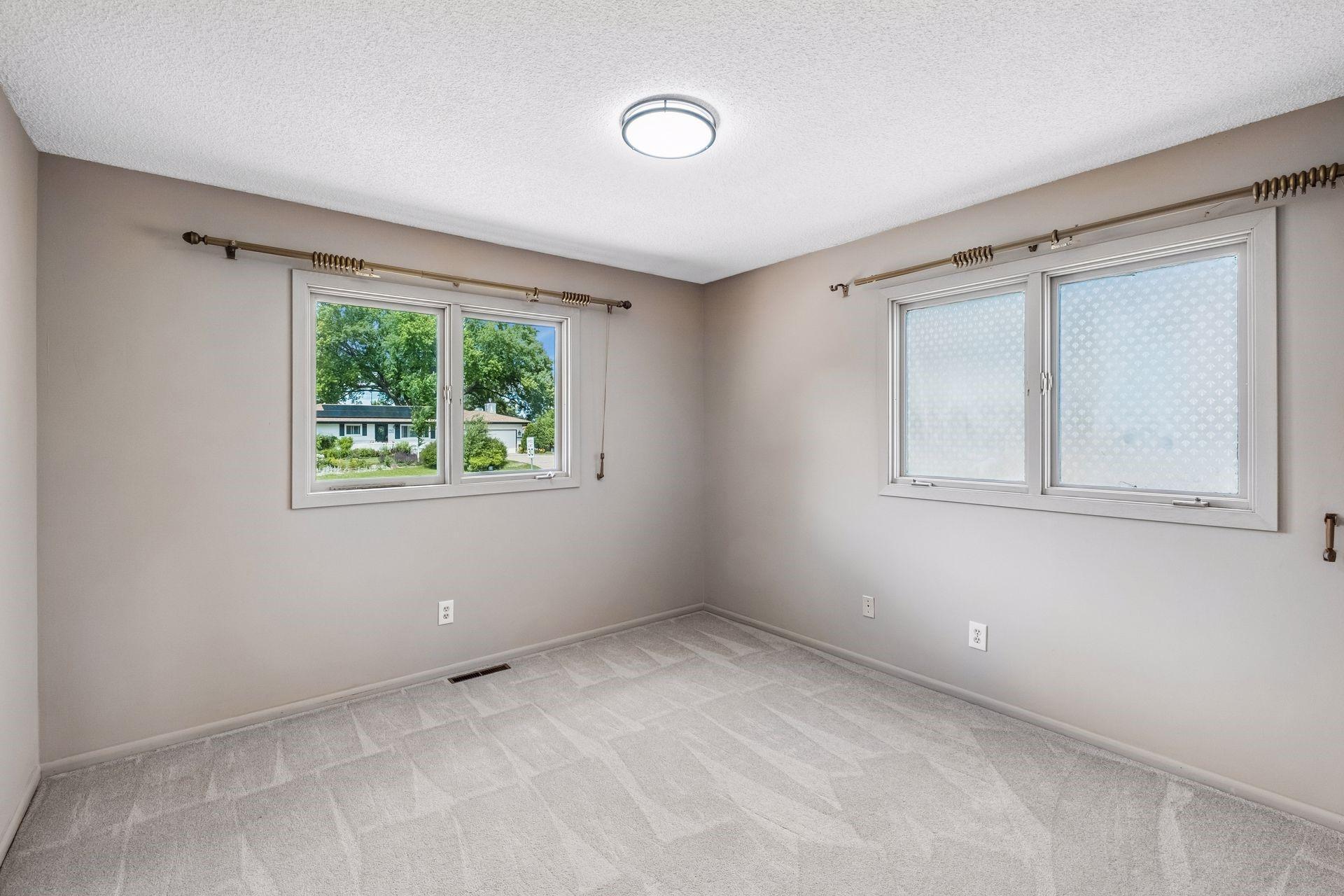 View of Residential at 1790 Crestridge Lane, Eagan MN 55122, Eagan (13 of 31) - Mike Wilen | Minnesota Team Real Estate