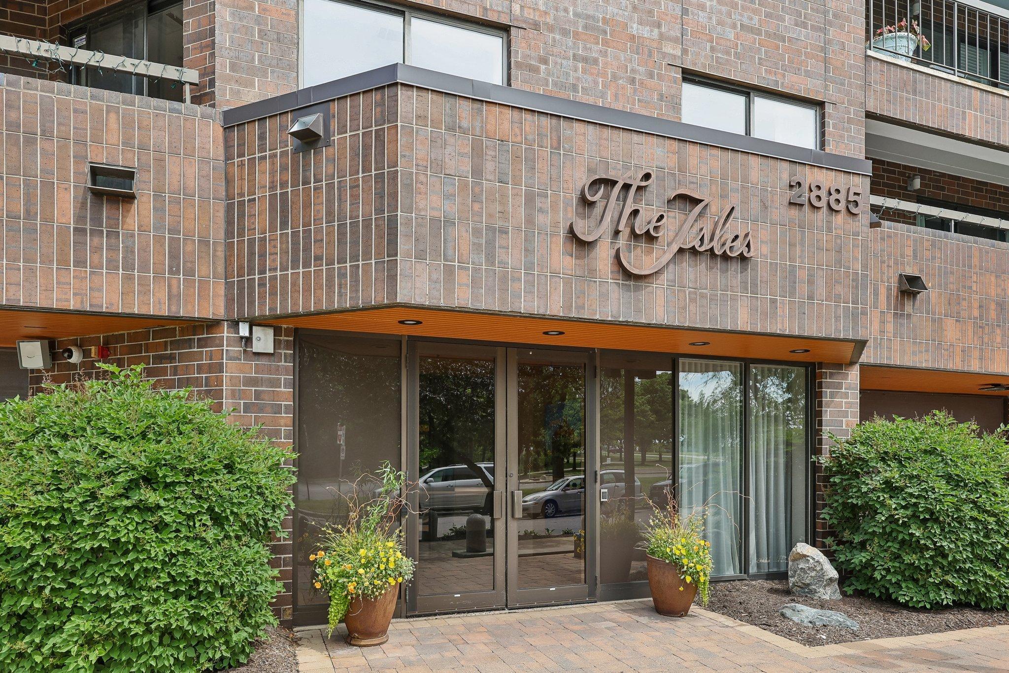 View of Residential at 2885 Knox Avenue #707, Minneapolis MN 55408, Minneapolis (3 of 18) - Mike Wilen | Minnesota Team Real Estate