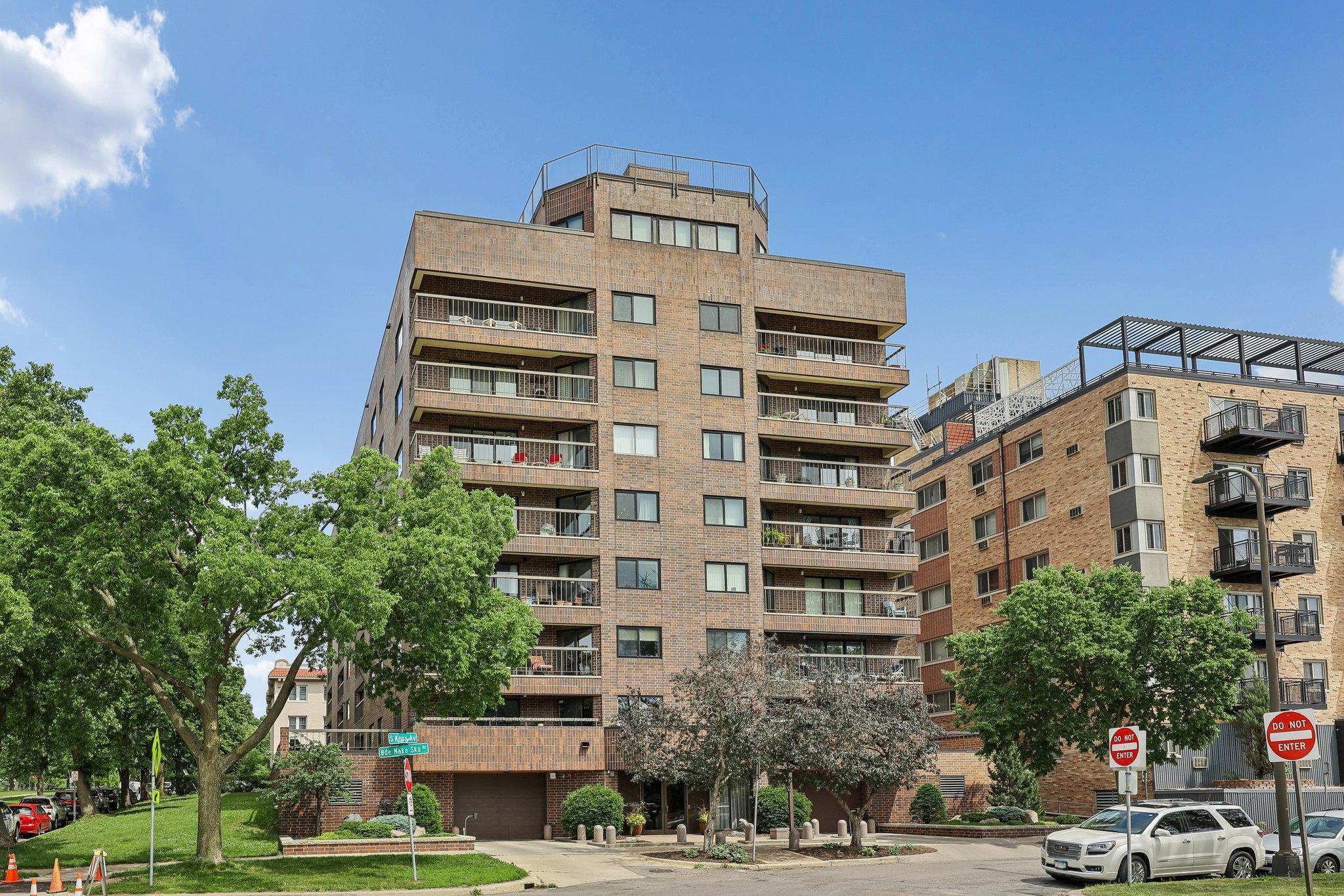 View of Residential at 2885 Knox Avenue #707, Minneapolis MN 55408, Minneapolis (2 of 18) - Mike Wilen | Minnesota Team Real Estate