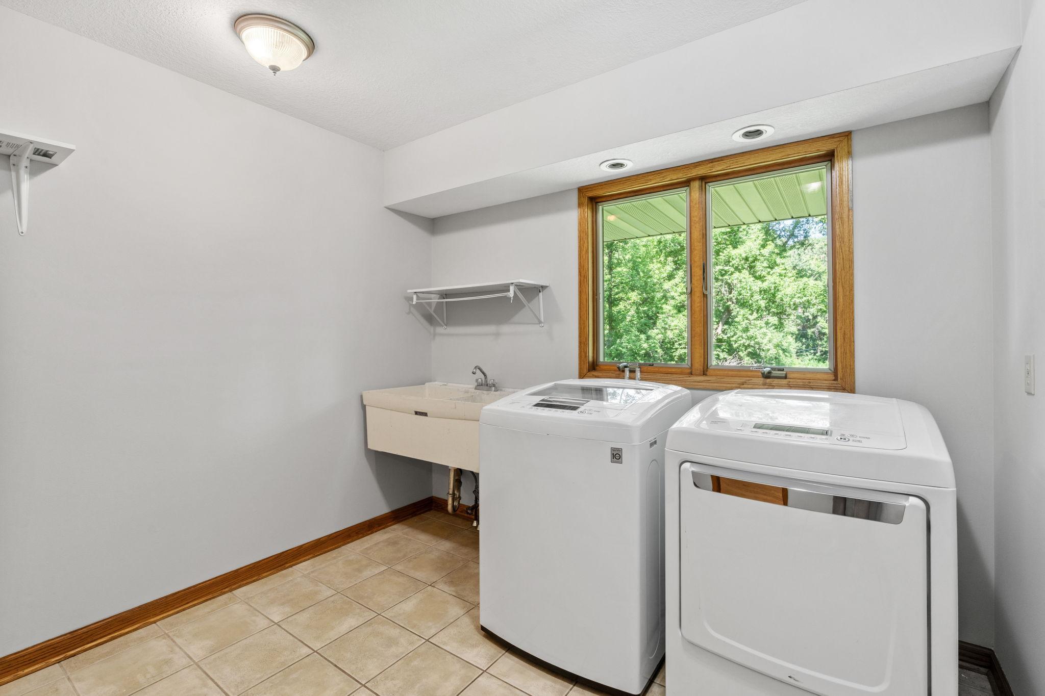 View of Residential at 5010 Diane Drive, Minnetonka MN 55343, Minnetonka (40 of 72) - Mike Wilen | Minnesota Team Real Estate