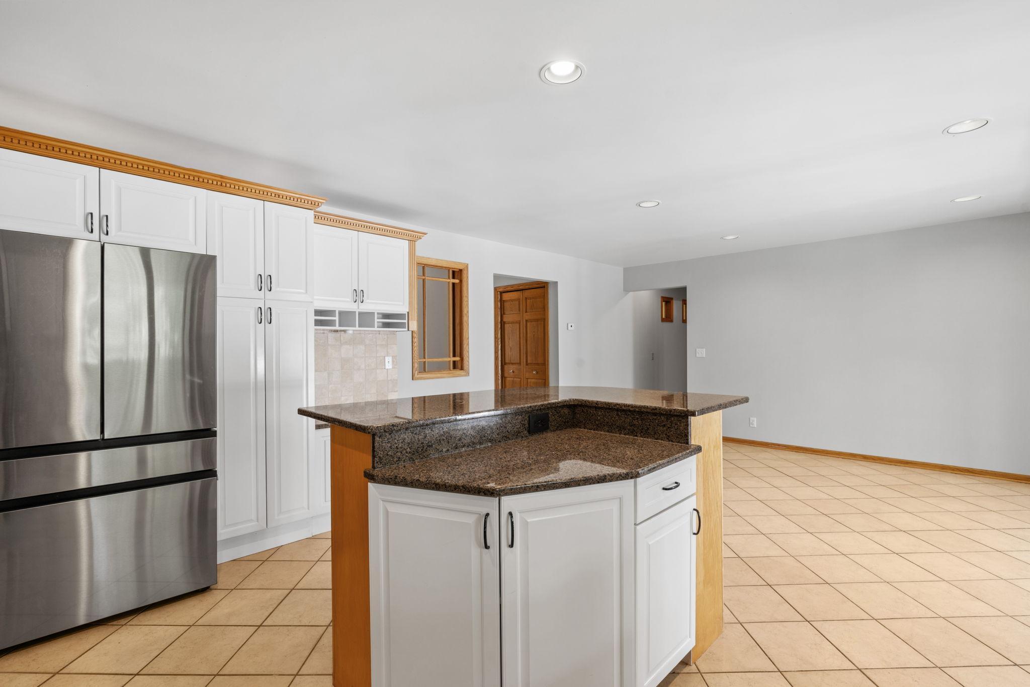 View of Residential at 5010 Diane Drive, Minnetonka MN 55343, Minnetonka (32 of 72) - Mike Wilen | Minnesota Team Real Estate