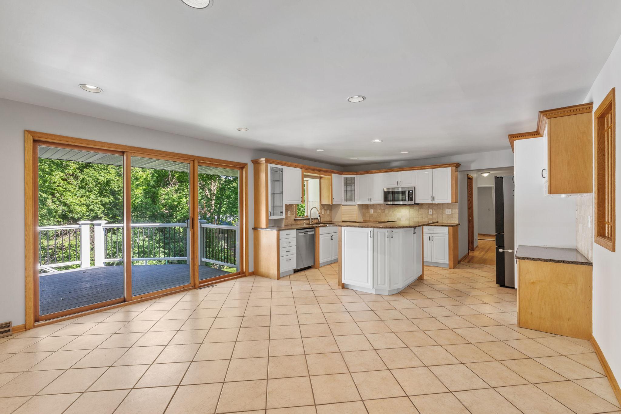 View of Residential at 5010 Diane Drive, Minnetonka MN 55343, Minnetonka (26 of 72) - Mike Wilen | Minnesota Team Real Estate