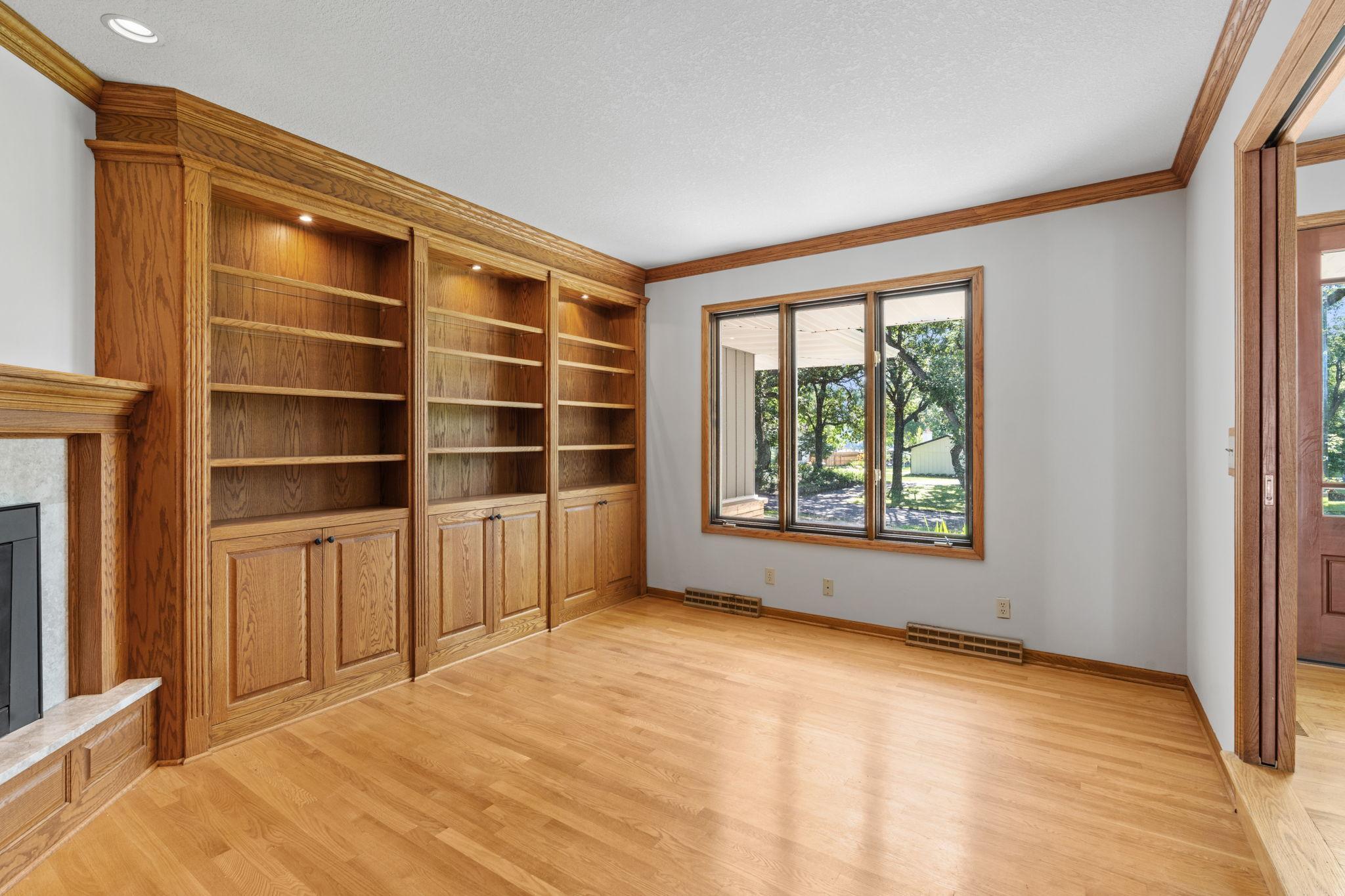 View of Residential at 5010 Diane Drive, Minnetonka MN 55343, Minnetonka (25 of 72) - Mike Wilen | Minnesota Team Real Estate