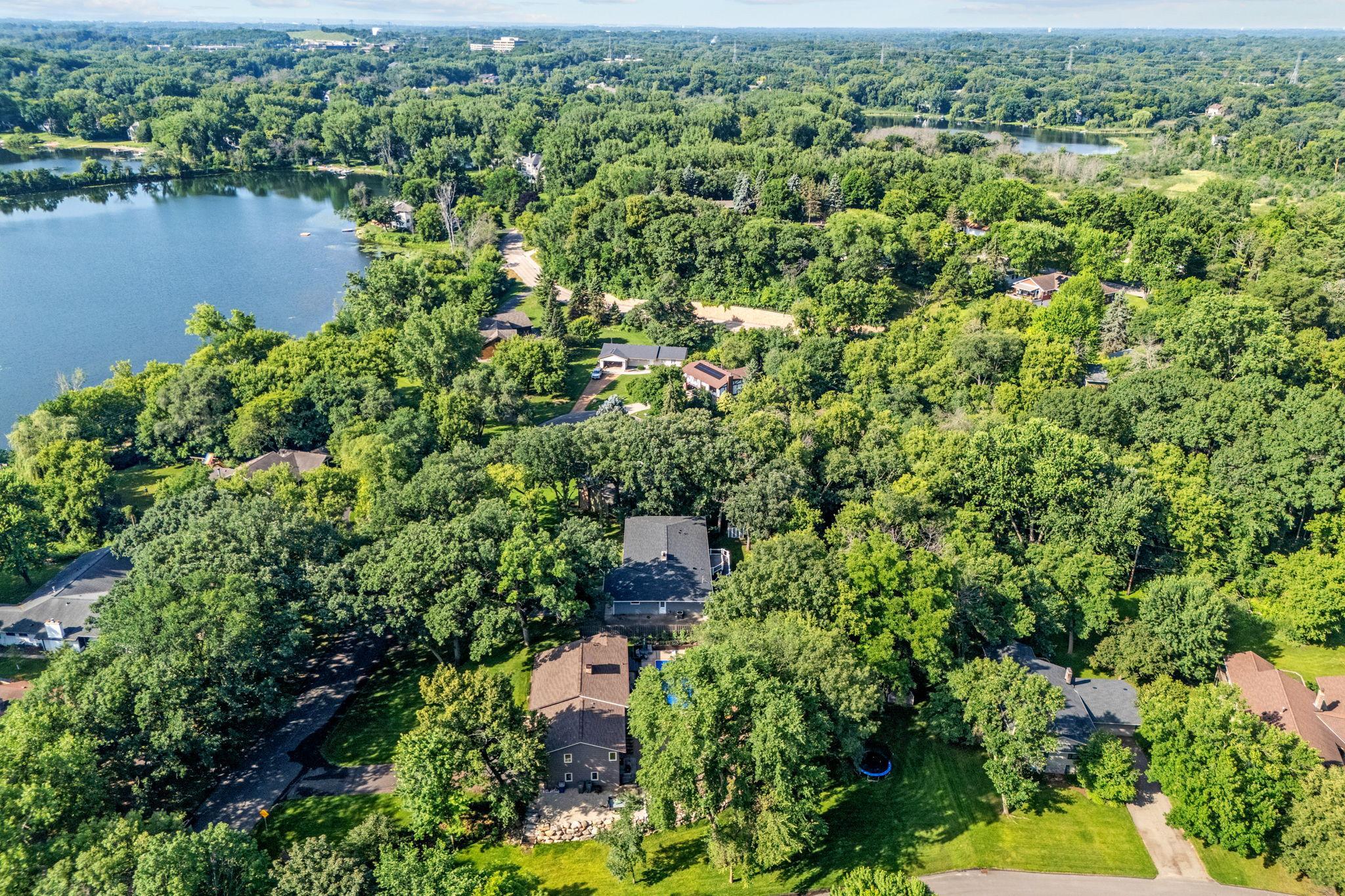 View of Residential at 5010 Diane Drive, Minnetonka MN 55343, Minnetonka (70 of 72) - Mike Wilen | Minnesota Team Real Estate