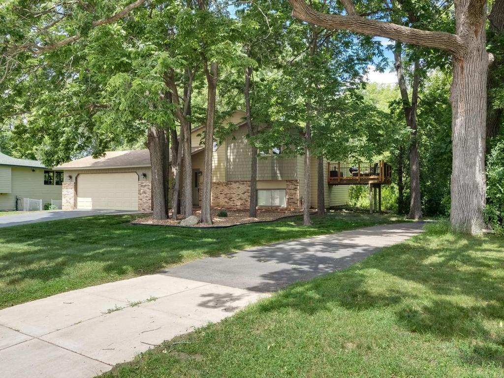 View of Residential at 2700 98th Avenue, Brooklyn Park MN 55444, Brooklyn Park (6 of 32) - Mike Wilen | Minnesota Team Real Estate