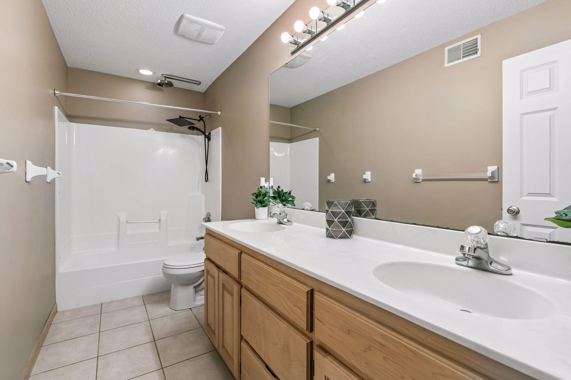 View of Residential at 10577 Alamo Street, Blaine MN 55449, Blaine (39 of 101) - Mike Wilen | Minnesota Team Real Estate