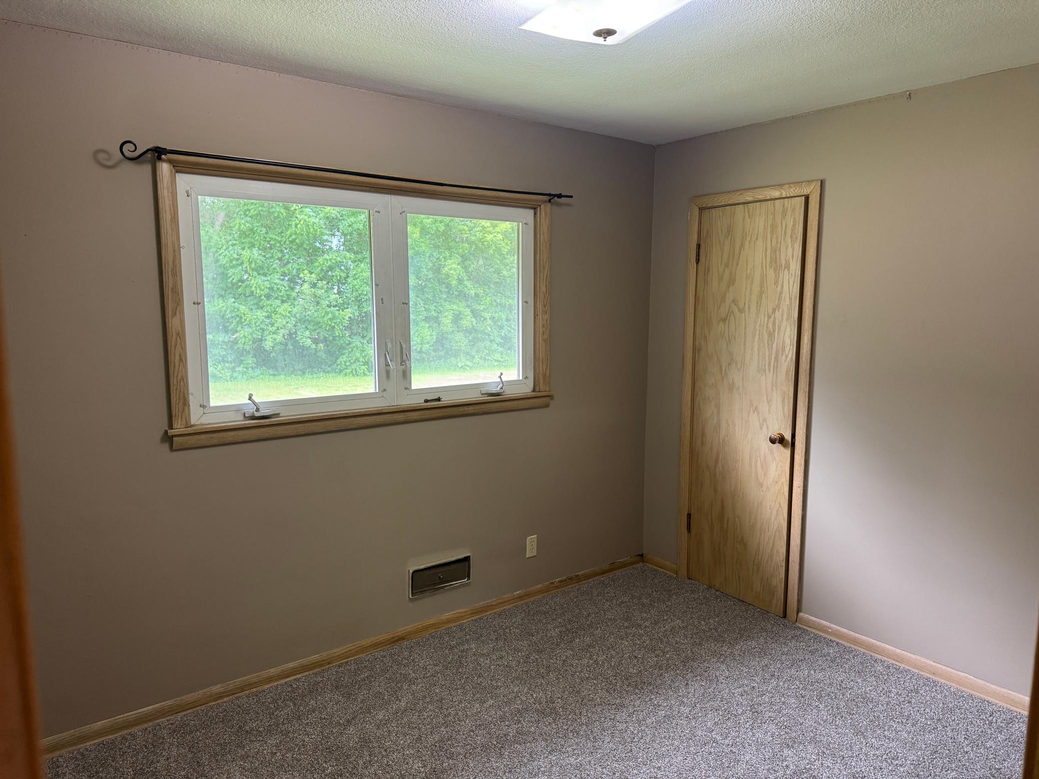 View of Residential at 435 Ottawa Street, Le Center MN 56057, Le Center (14 of 25) - Mike Wilen | Minnesota Team Real Estate