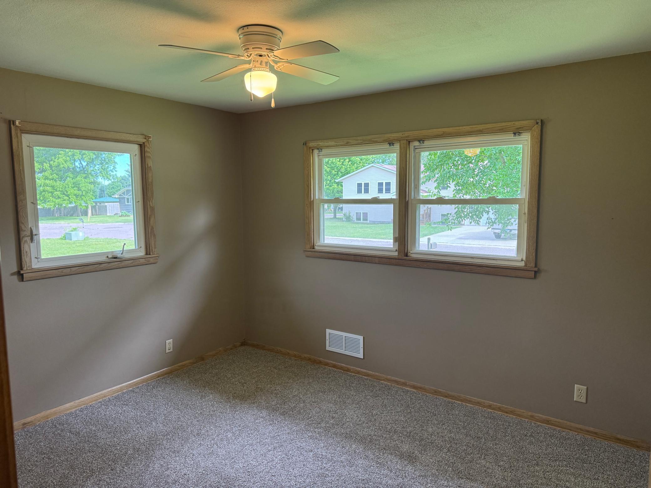 View of Residential at 435 Ottawa Street, Le Center MN 56057, Le Center (10 of 25) - Mike Wilen | Minnesota Team Real Estate