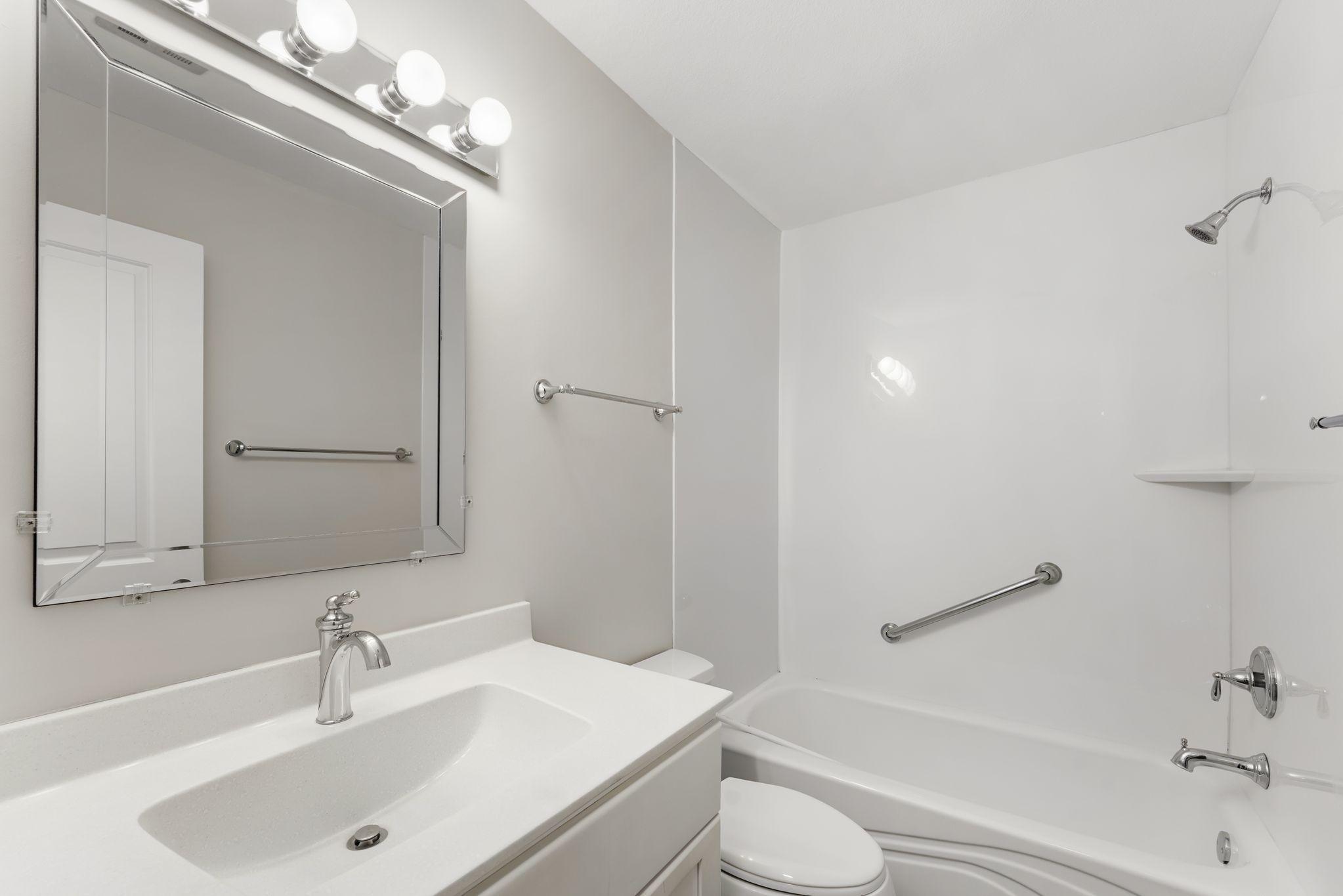 View of Residential at 2800 Hamline Avenue #216, Roseville MN 55113, Roseville (10 of 30) - Mike Wilen | Minnesota Team Real Estate