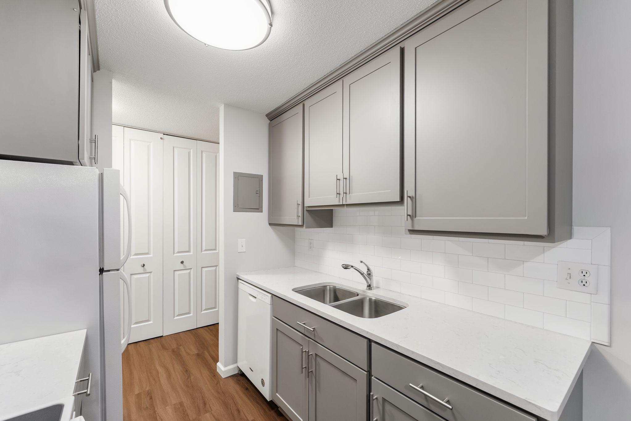 View of Residential at 2800 Hamline Avenue #216, Roseville MN 55113, Roseville (8 of 30) - Mike Wilen | Minnesota Team Real Estate